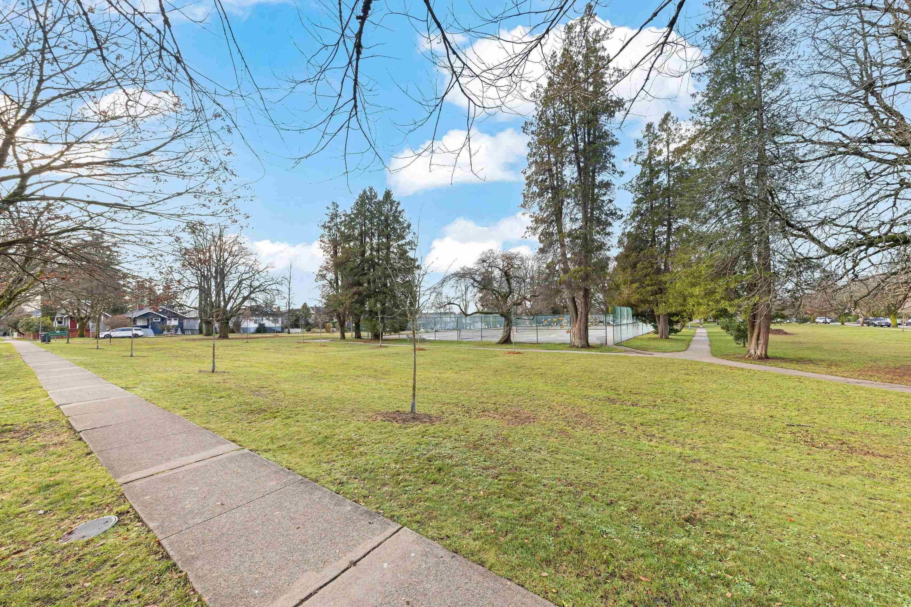 6030 Prince Edward Street, Vancouver, V5W 2X9 — photo 2