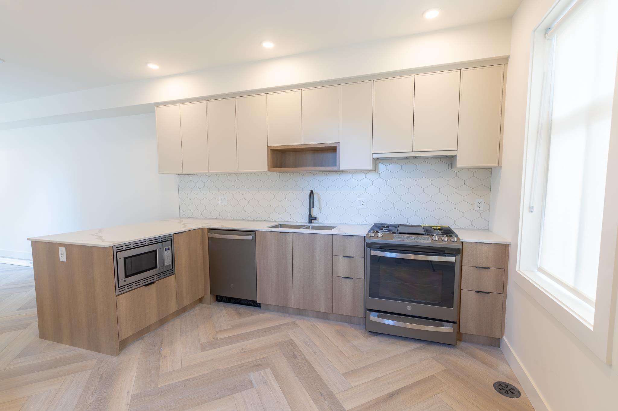 157 - 2350 165 Street, Surrey, V3Z 1J5 — photo 3