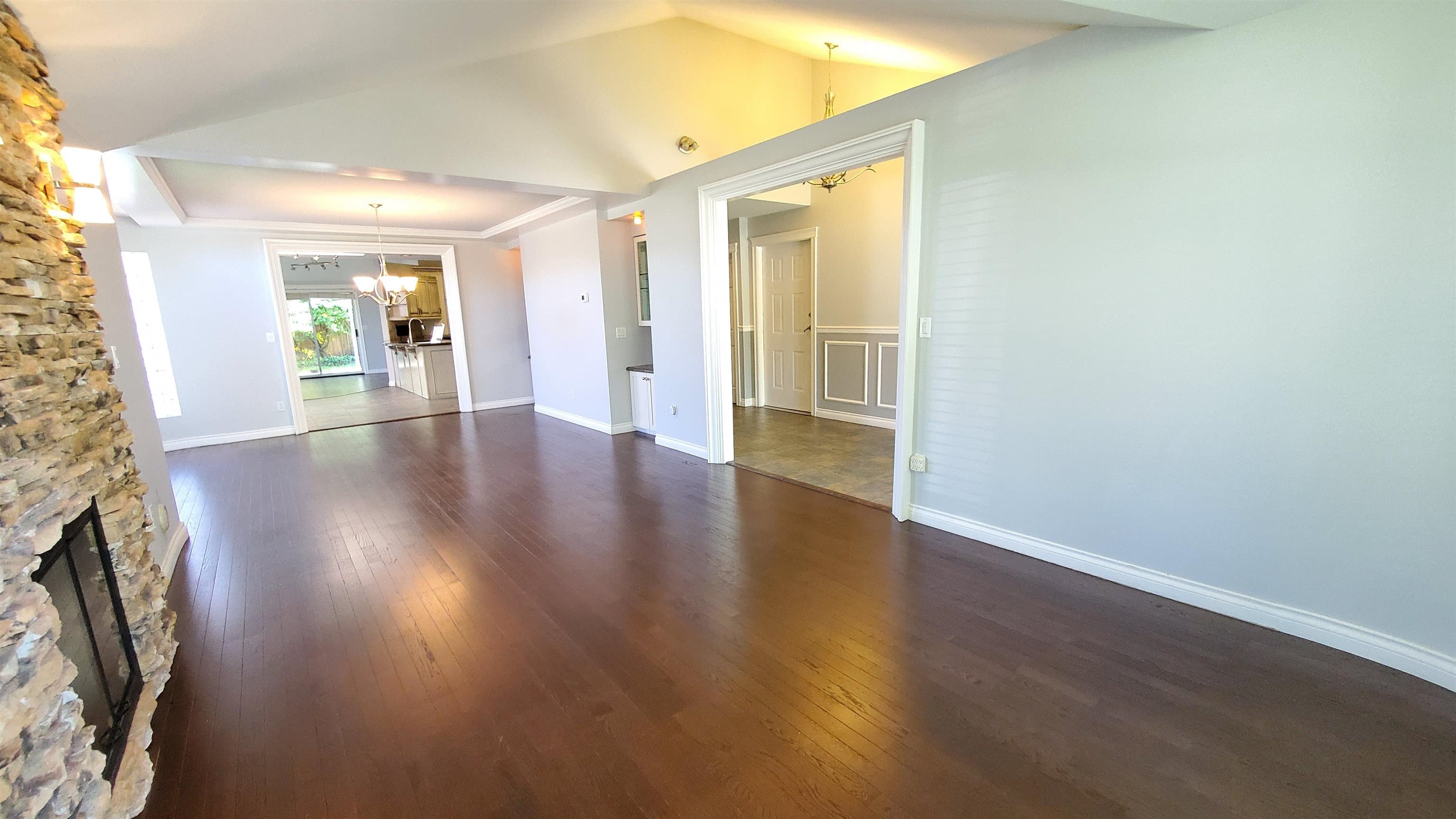 9588 Capstan Way, Richmond, V6X 3N1 — photo 5
