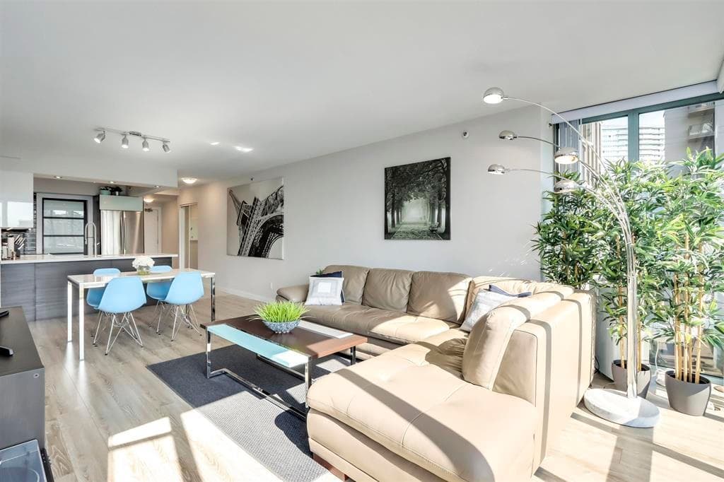 804 - 950 Cambie Street, Vancouver, V6B 5X5 — photo 2