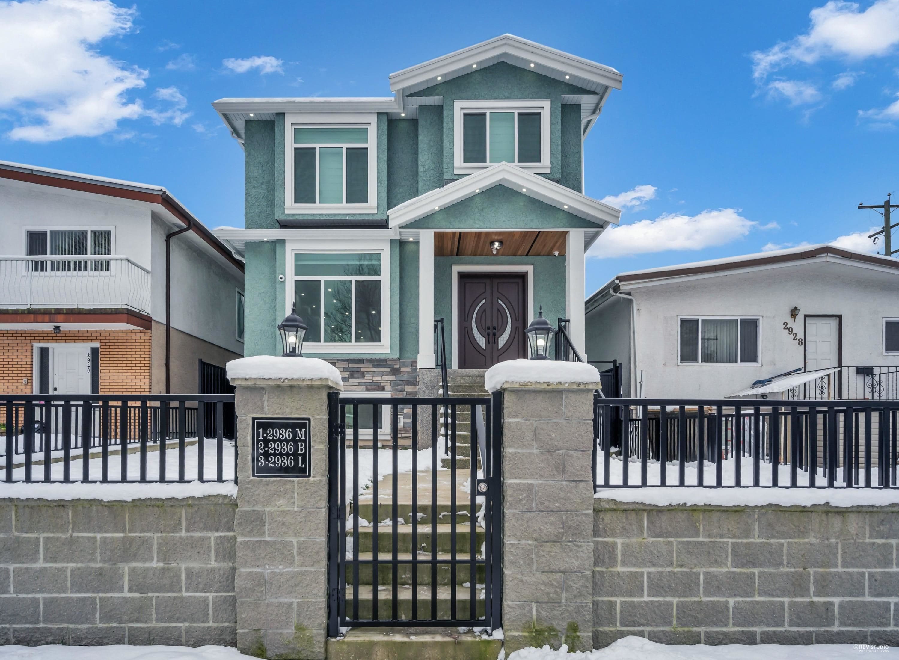 2936 E 2nd Avenue, Vancouver