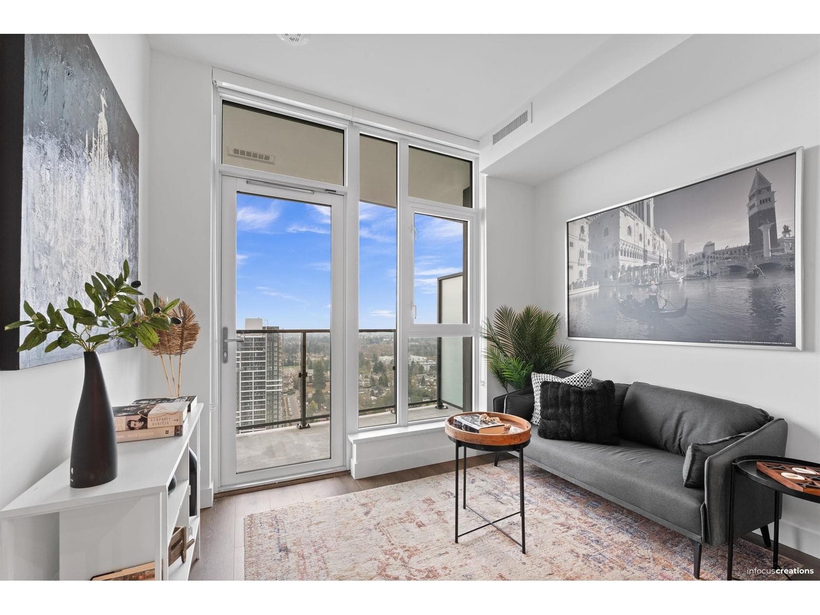 3309 - 10750 135a Street, Surrey, V3T 2X6 — photo 1