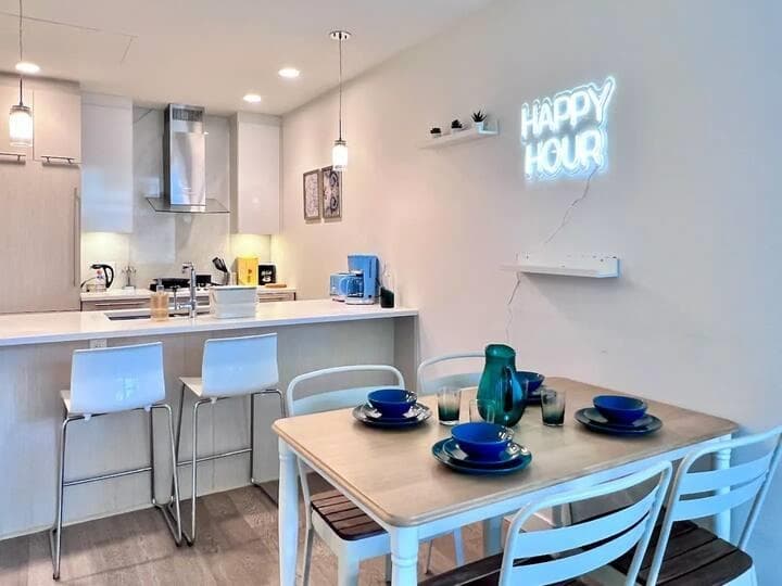 102 - 5033 Cambie Street, Vancouver, V5Z 0H6 — photo 1