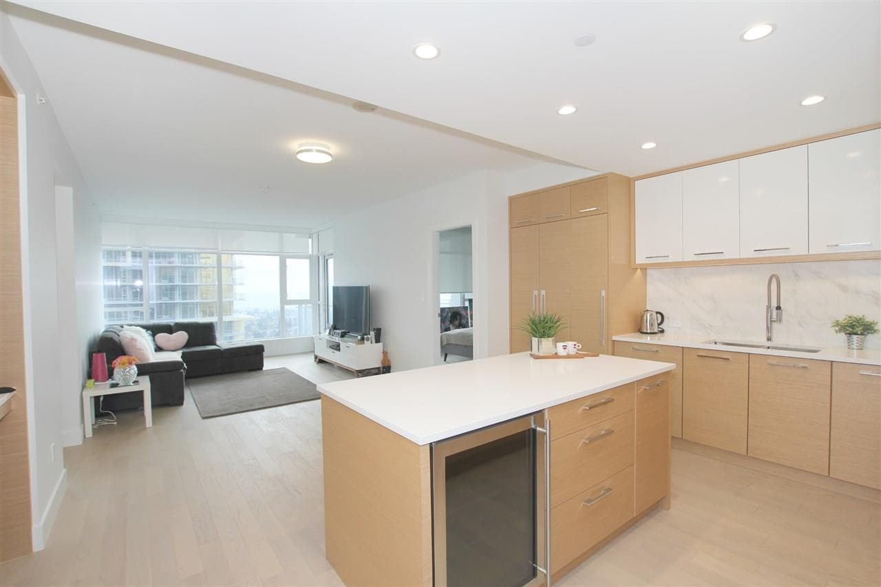 3303 - 4360 Beresford Street, Burnaby, V5H 0G2 — photo 1