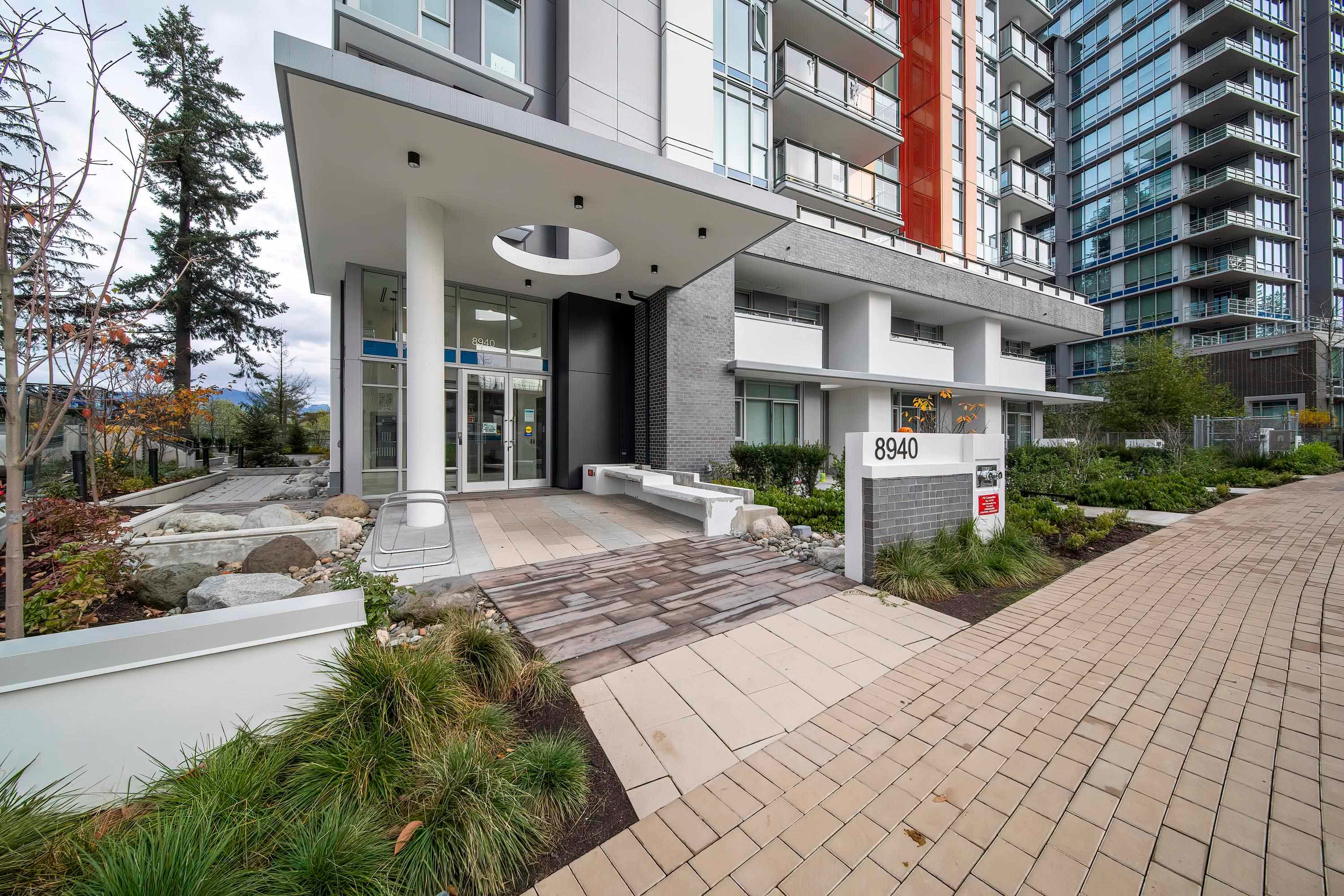 207 - 8940 University Crescent, Burnaby, V5A 4Y8 — photo 1