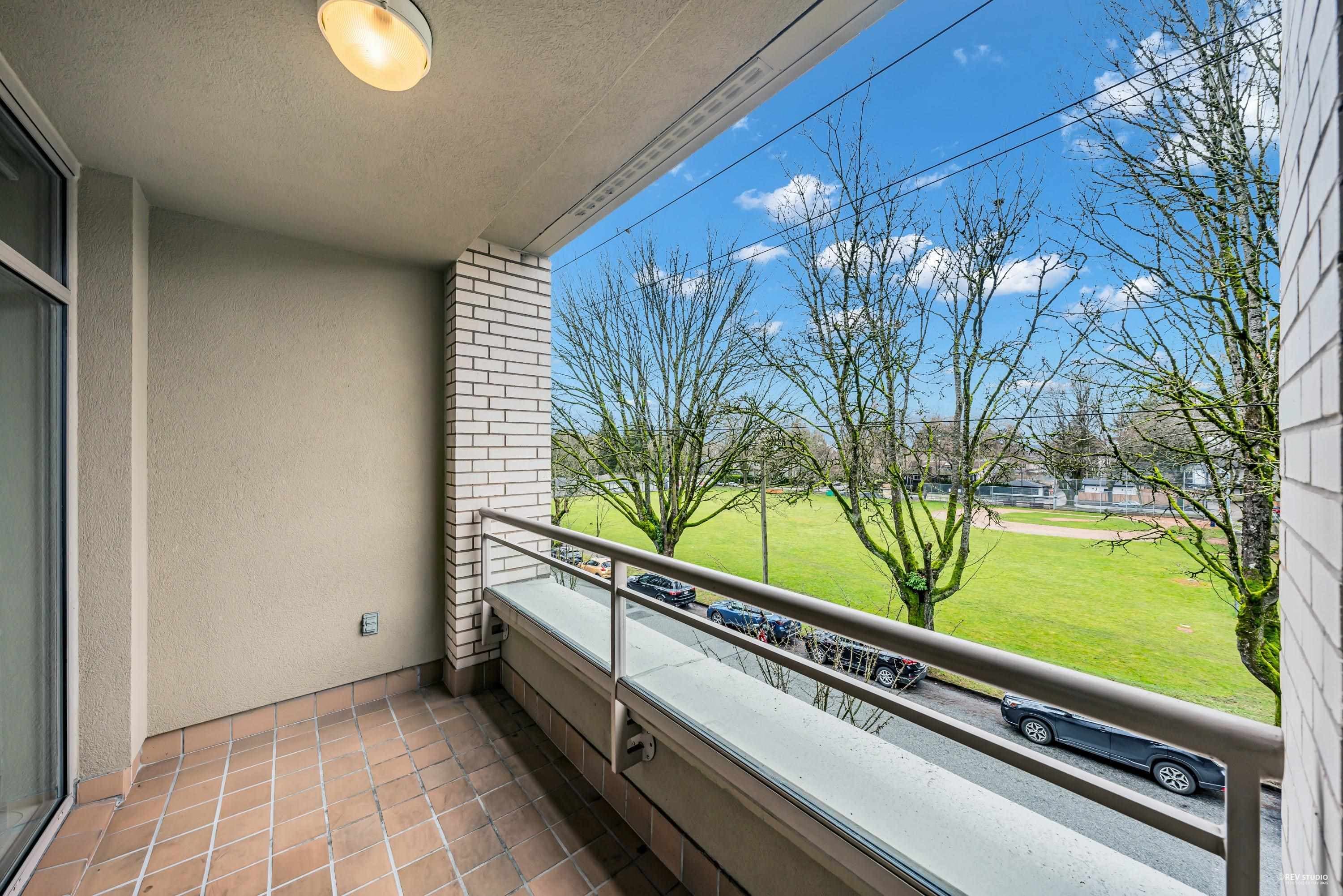 302 - 5700 Larch Street, Vancouver, V6M 4E2 — photo 2
