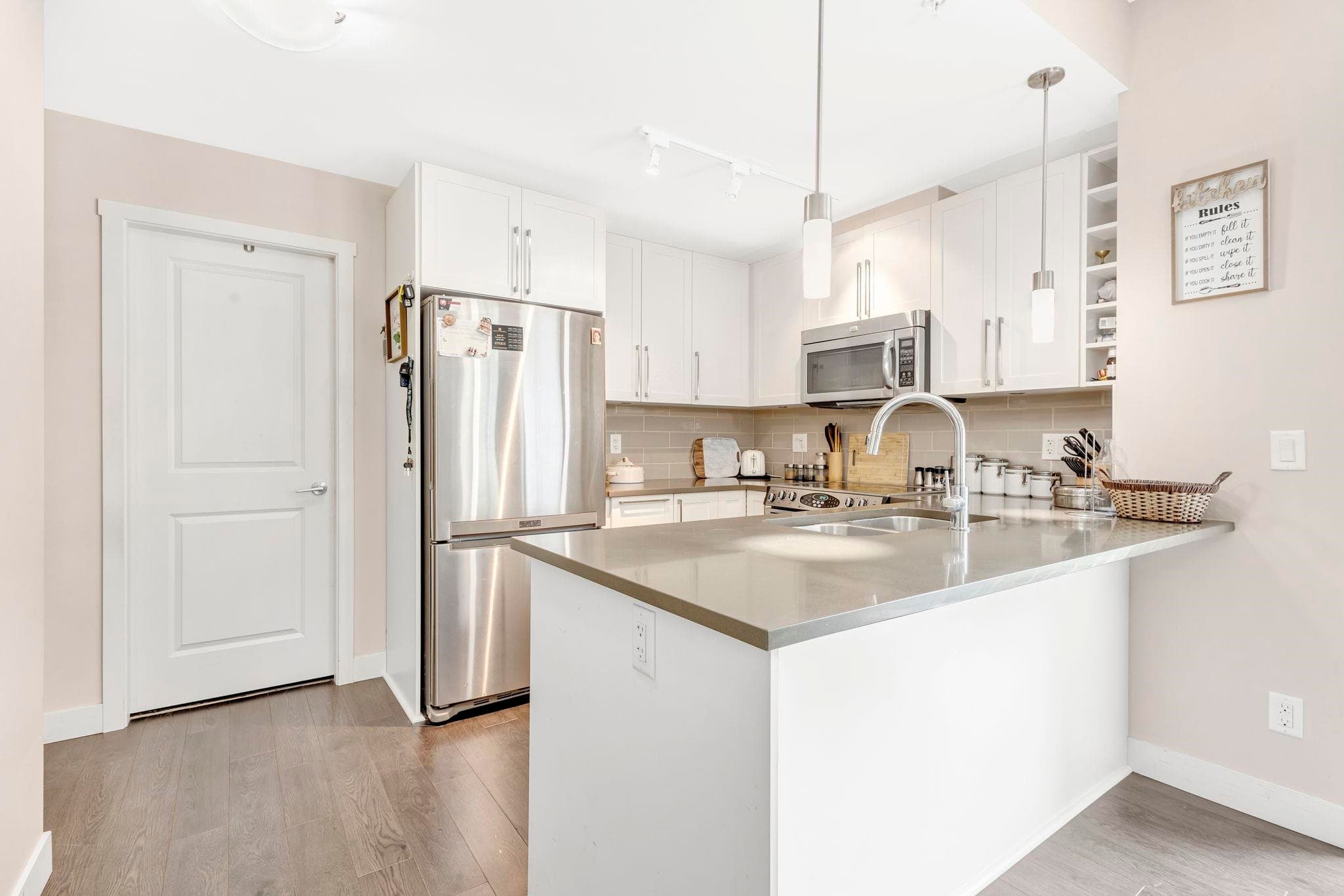 413 - 14358 60 Avenue, Surrey, V3X 0G3 — photo 5