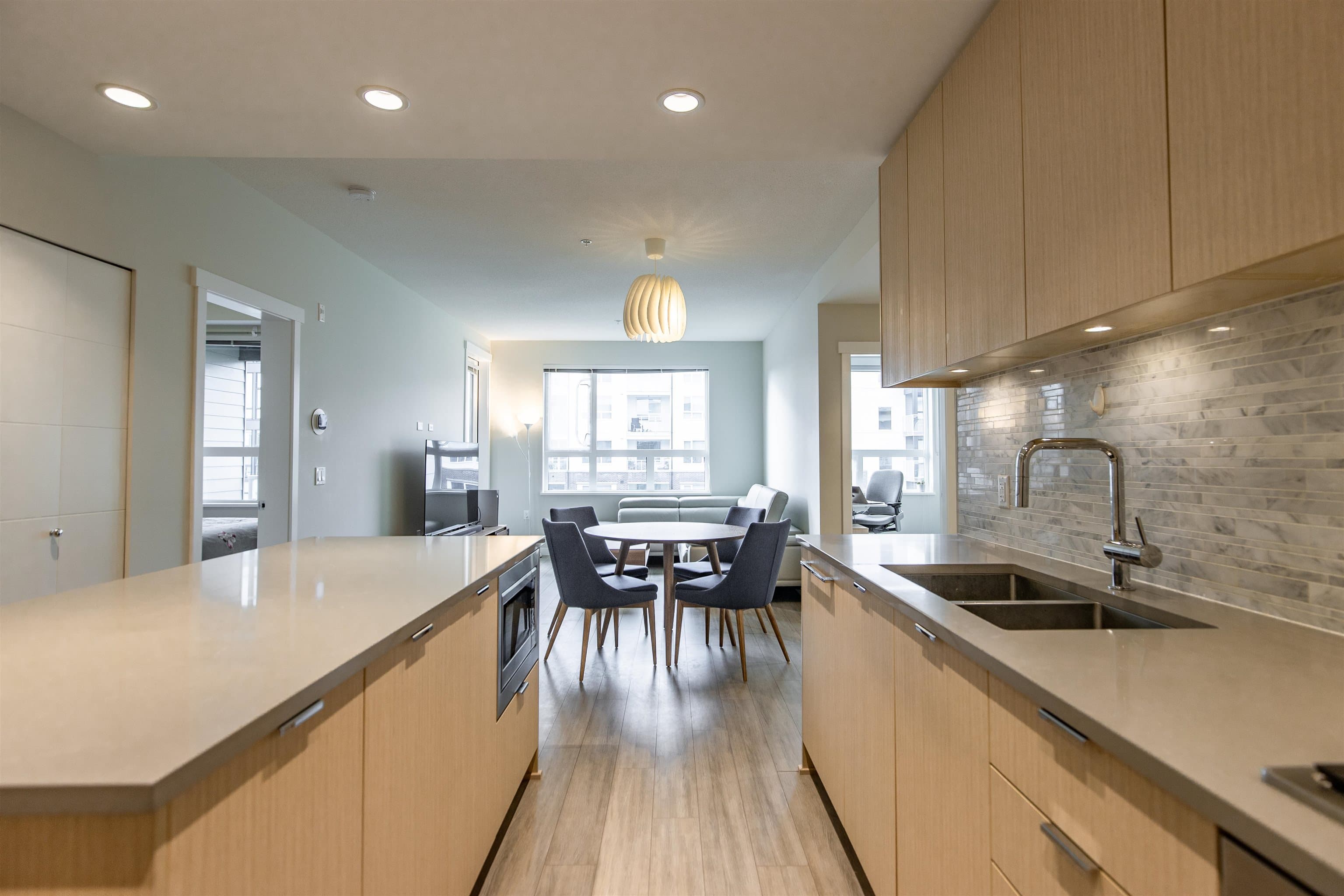 402 - 9233 Odlin Road, Richmond, V6X 0V4 — photo 3