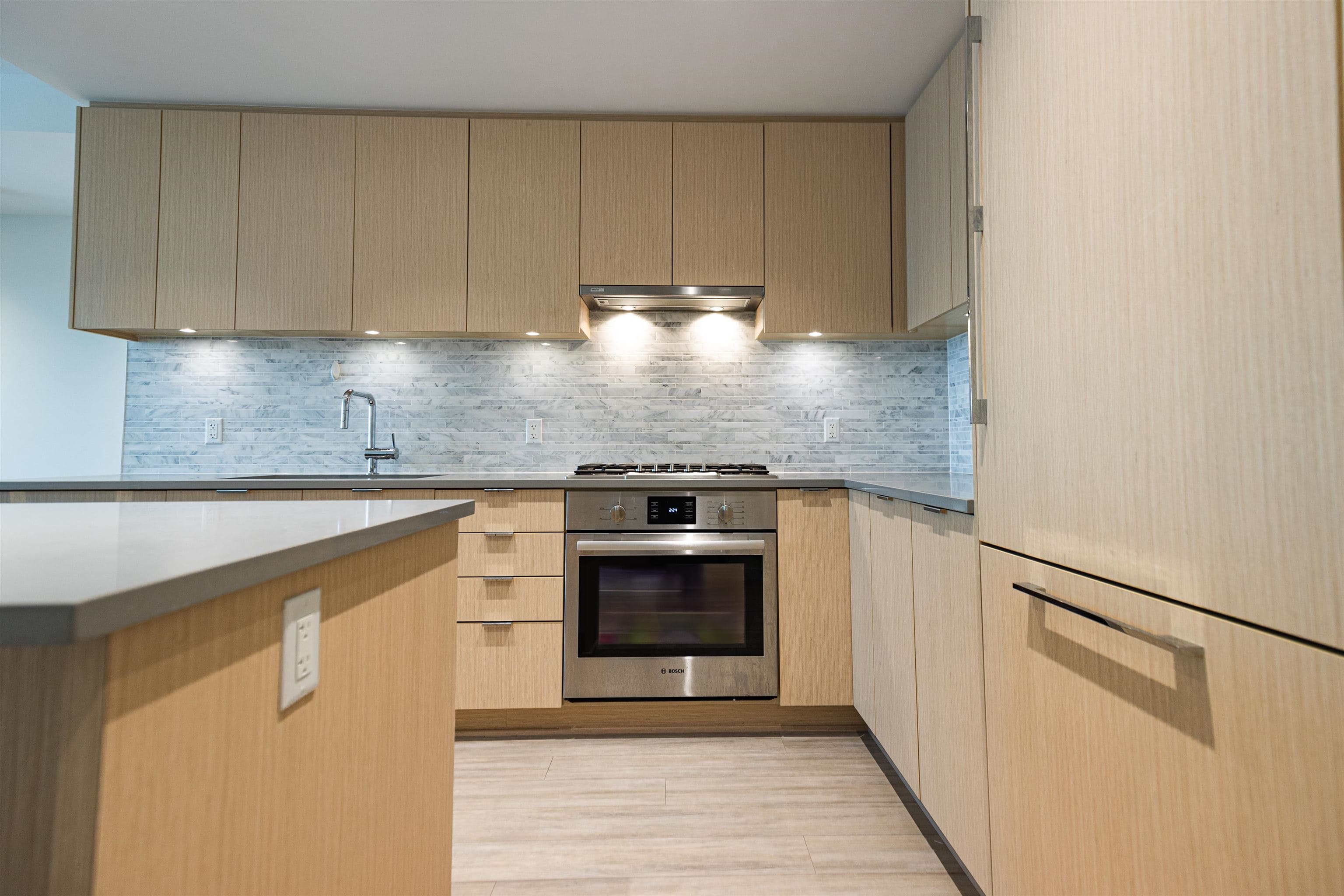 402 - 9233 Odlin Road, Richmond, V6X 0V4 — photo 4
