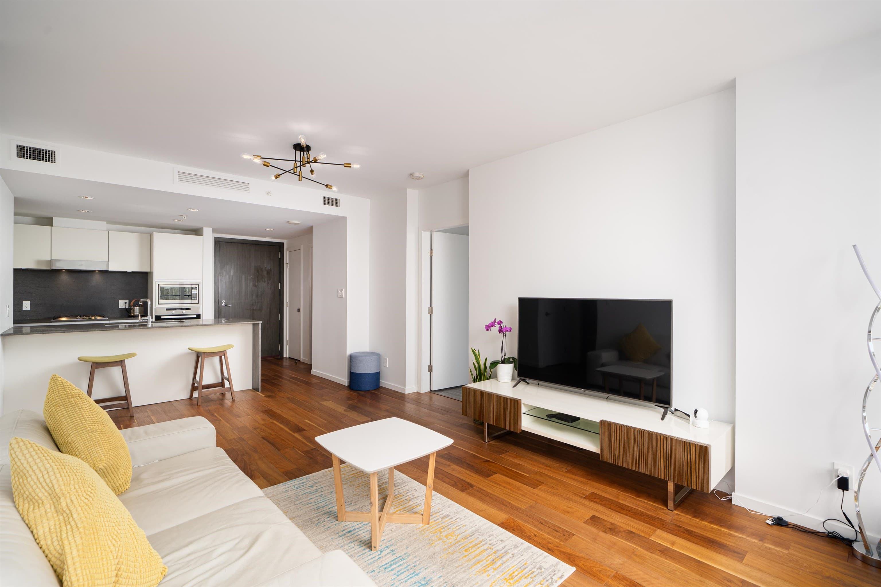 620 - 8488 Cornish Street, Vancouver, V6P 0C2 — photo 1