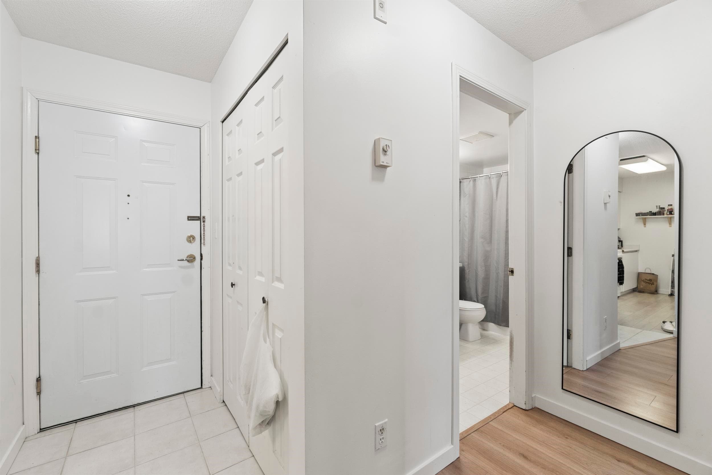301 - 4990 Mcgeer Street, Vancouver, V5R 6C1 — photo 3