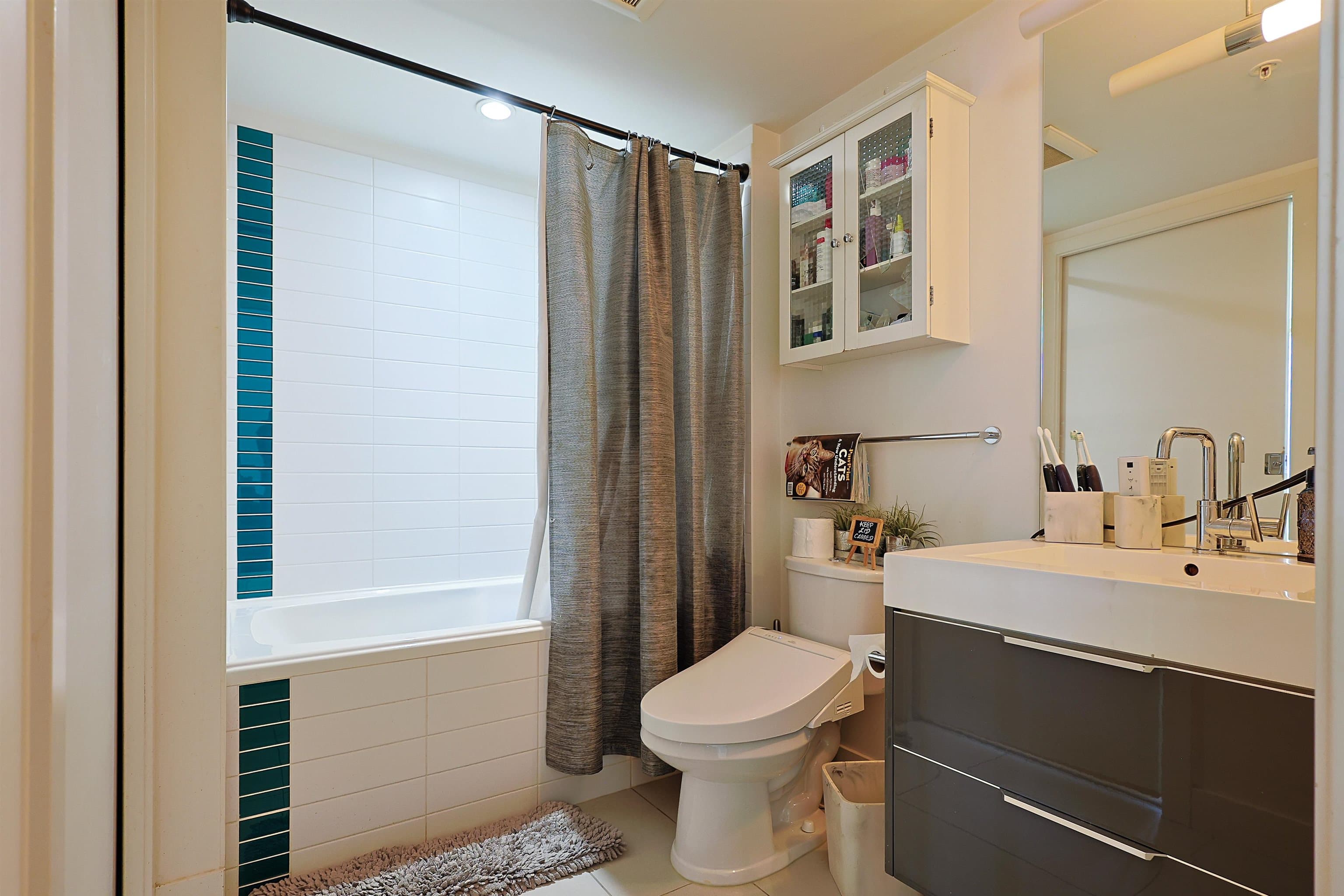 908 - 1325 Rolston Street, Vancouver, V6B 0M2 — photo 5