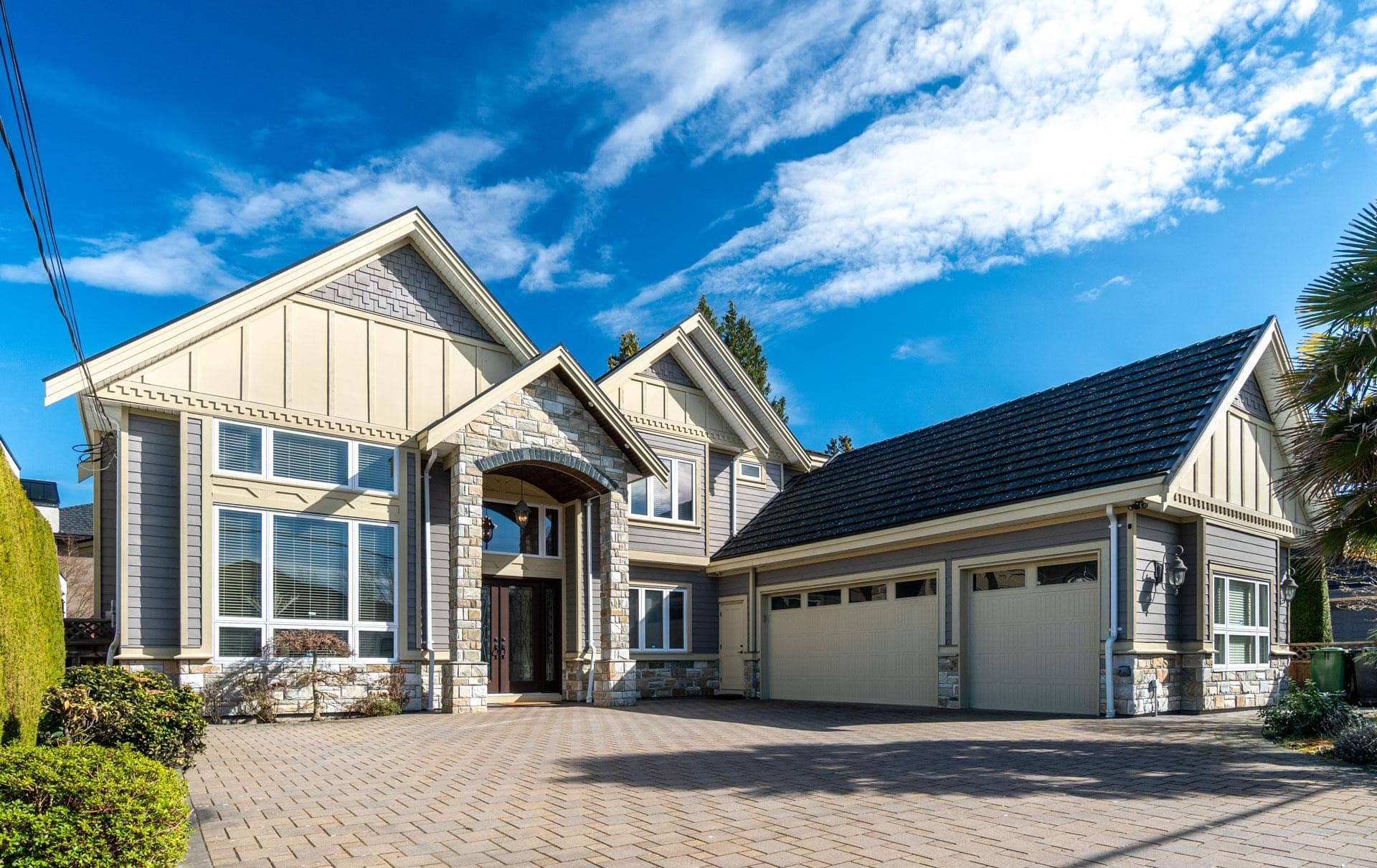 9028 Pinewell Crescent, Richmond