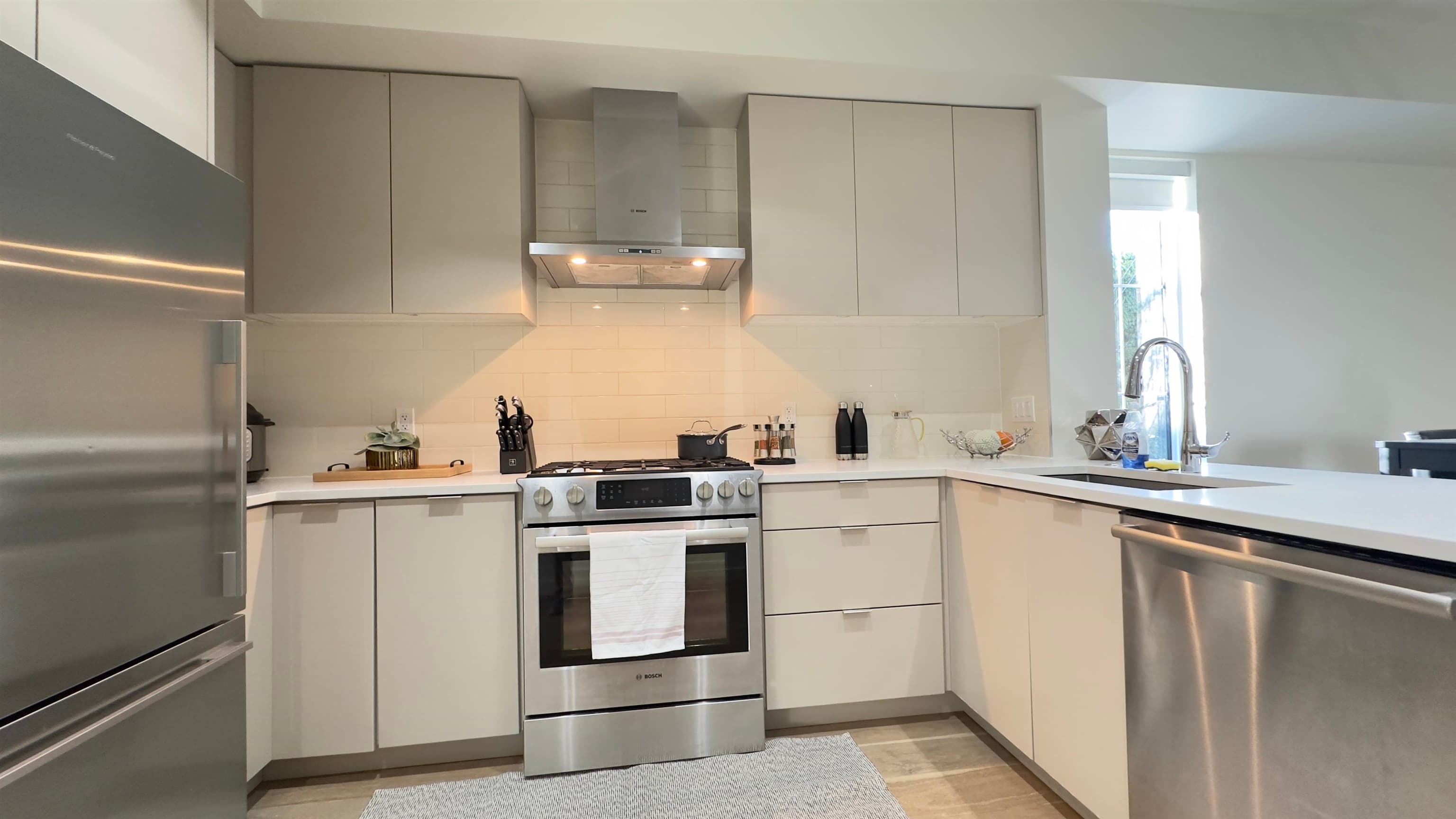 8588 Osler Street, Vancouver, V6P 0G4 — photo 5