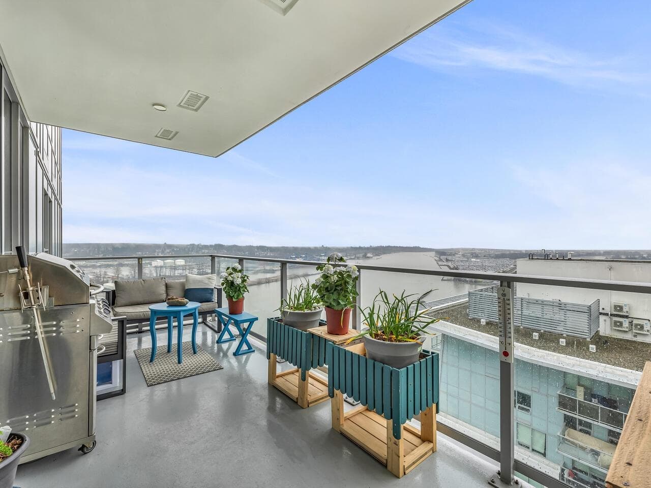 3203 - 908 Quayside Drive, New Westminster, V3M 0L4 — photo 3