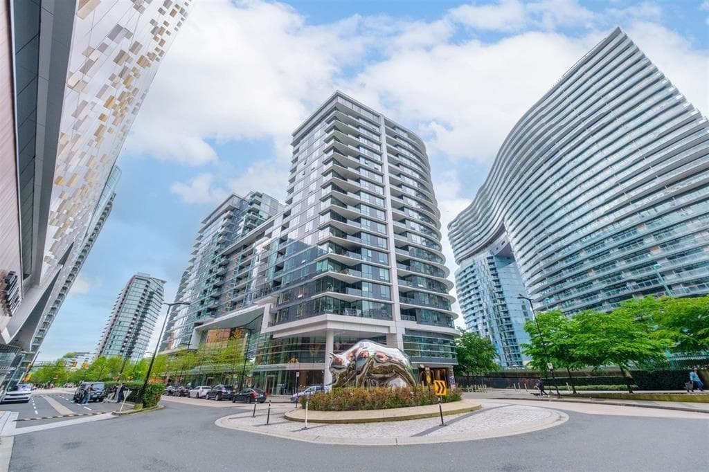 1817 - 68 Smithe Street, Vancouver, V6B 0P4 — photo 1