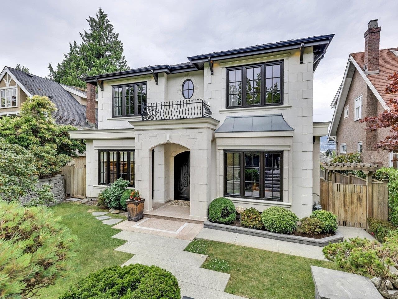 3963 W 11th Avenue, Vancouver