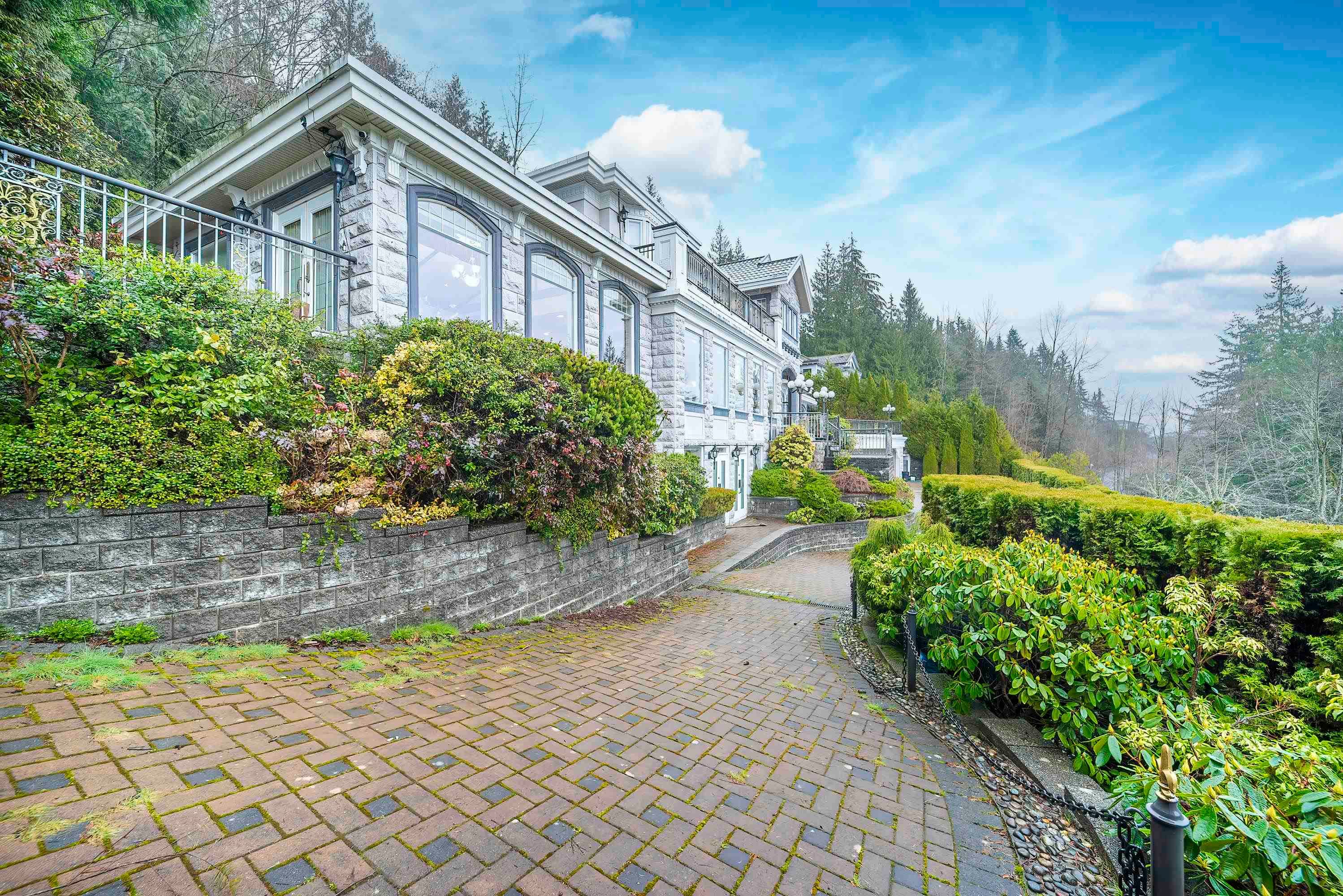 1609 Pinecrest Drive, West Vancouver, V7S 3H3 — photo 3