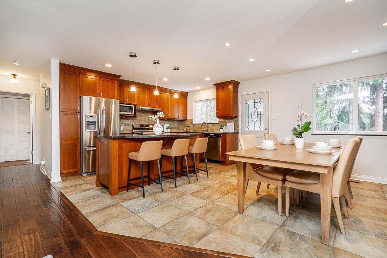 3812 Richmond Street, Port Coquitlam, V3B 3E8 — photo 5