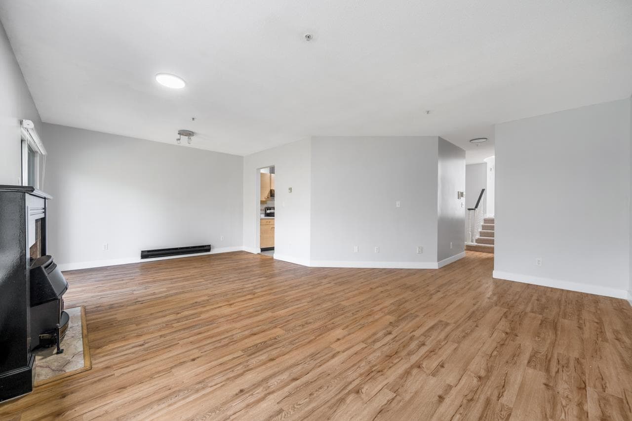40 - 6511 Chambord Place, Vancouver, V5S 4P2 — photo 2