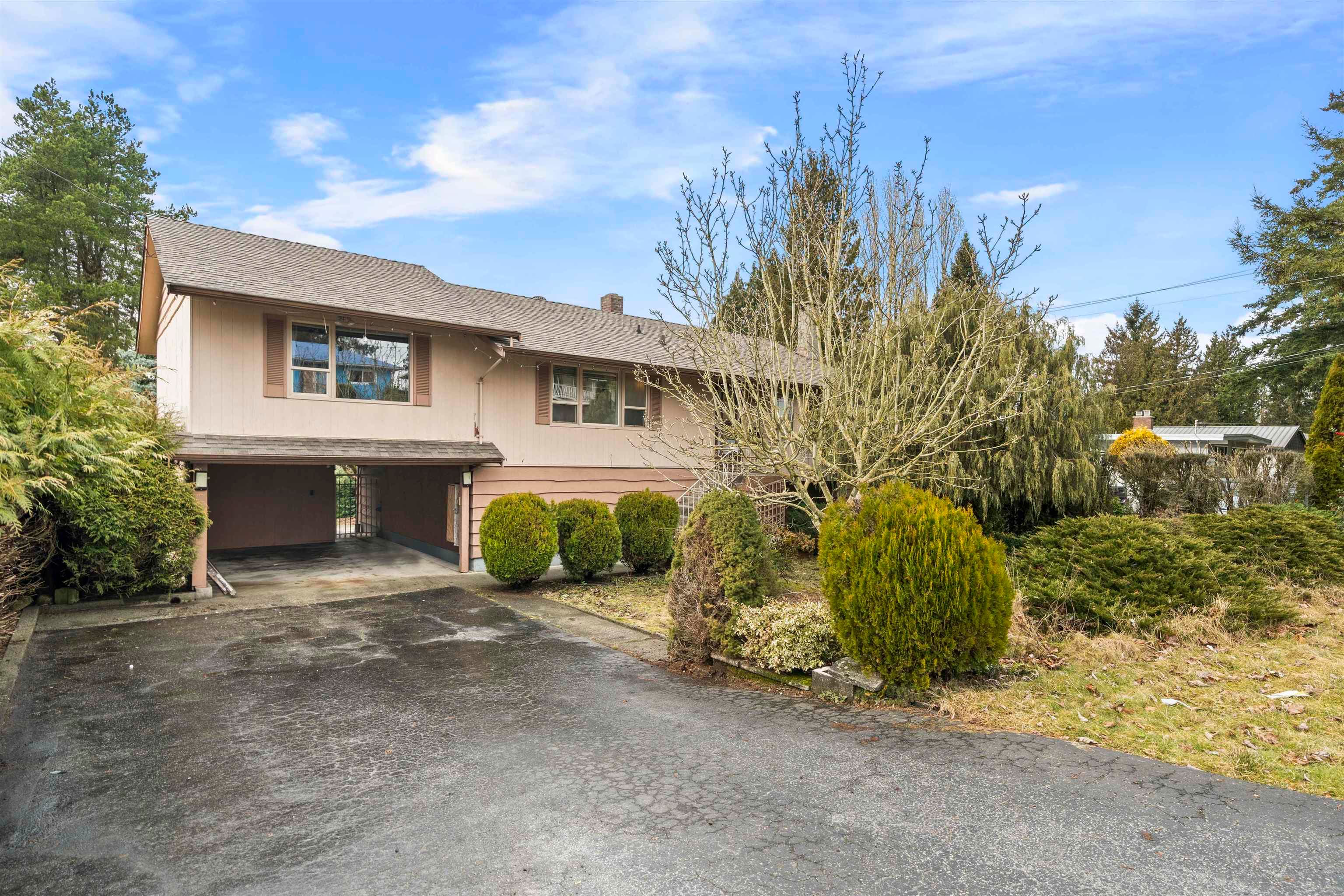 10207 127 Street, Surrey