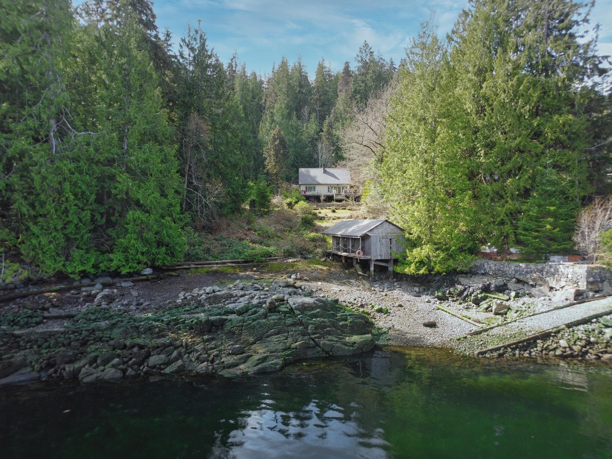 6104 Maple Road, Egmont