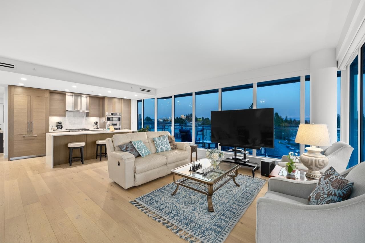 405 - 1439 George Street, White Rock, V4B 0B9 — photo 4