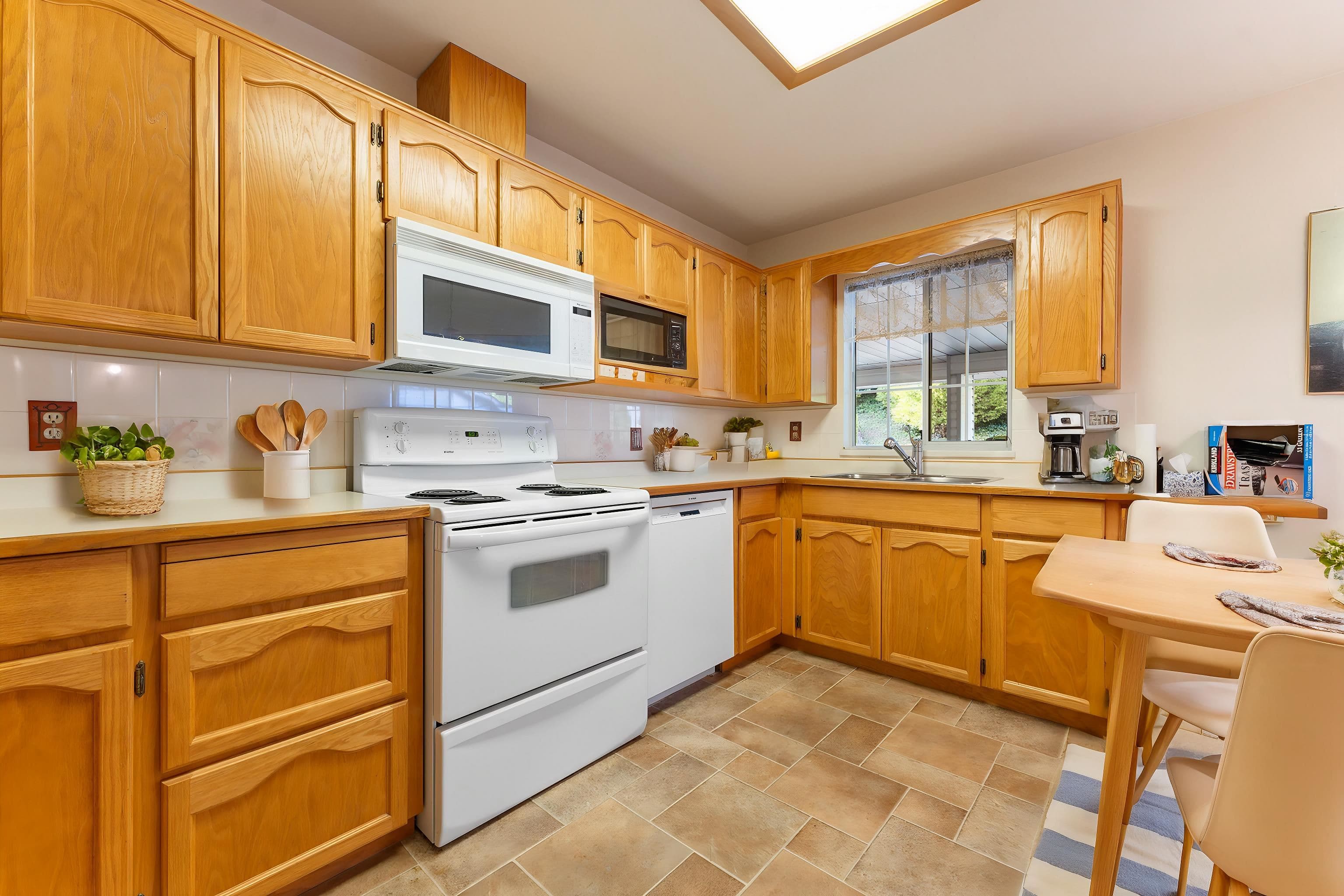 4 - 3351 Horn Street, Abbotsford, V2S 7J9 — photo 5