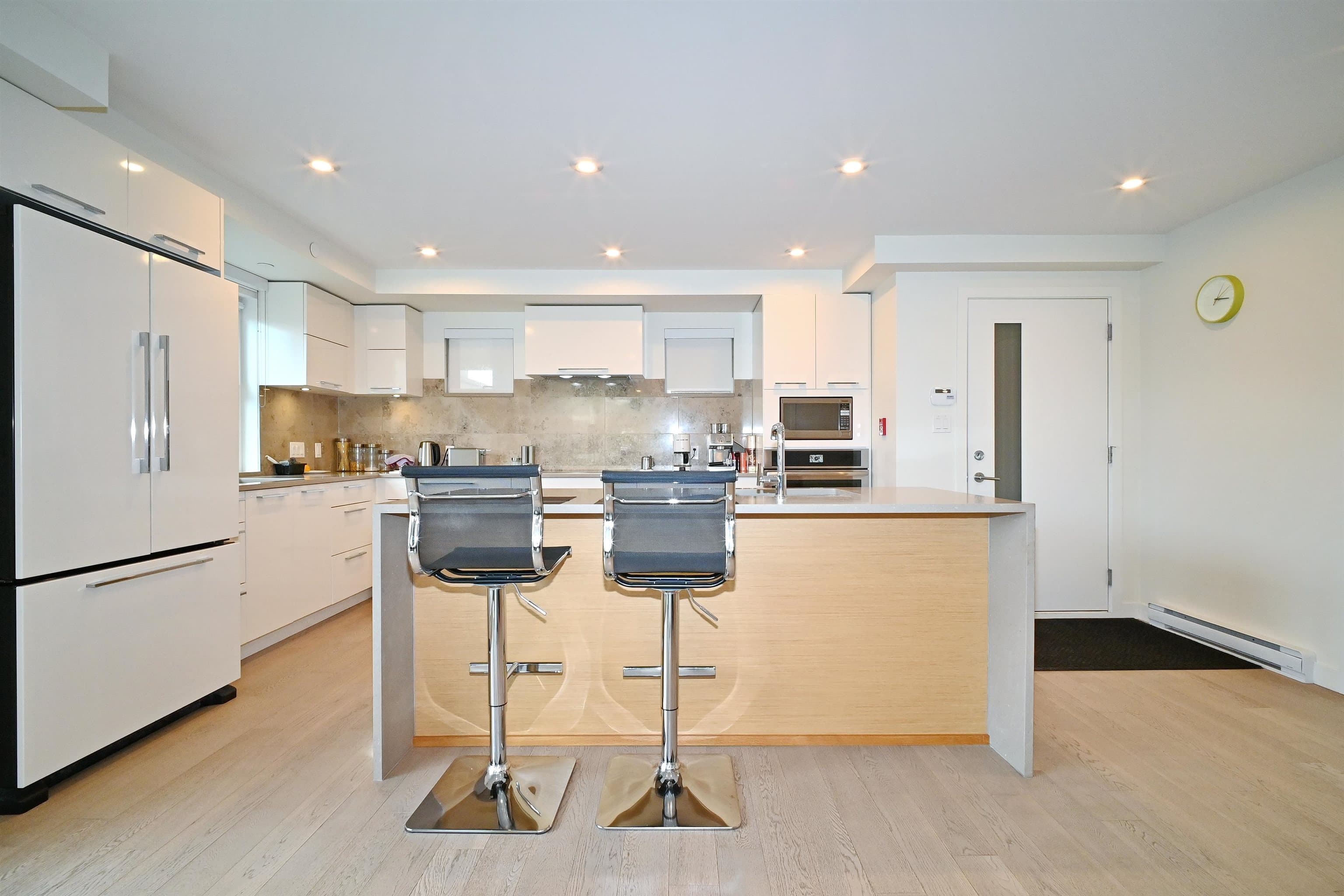 308 - 1160 Oxford Street, Surrey, V4B 0B3 — photo 2