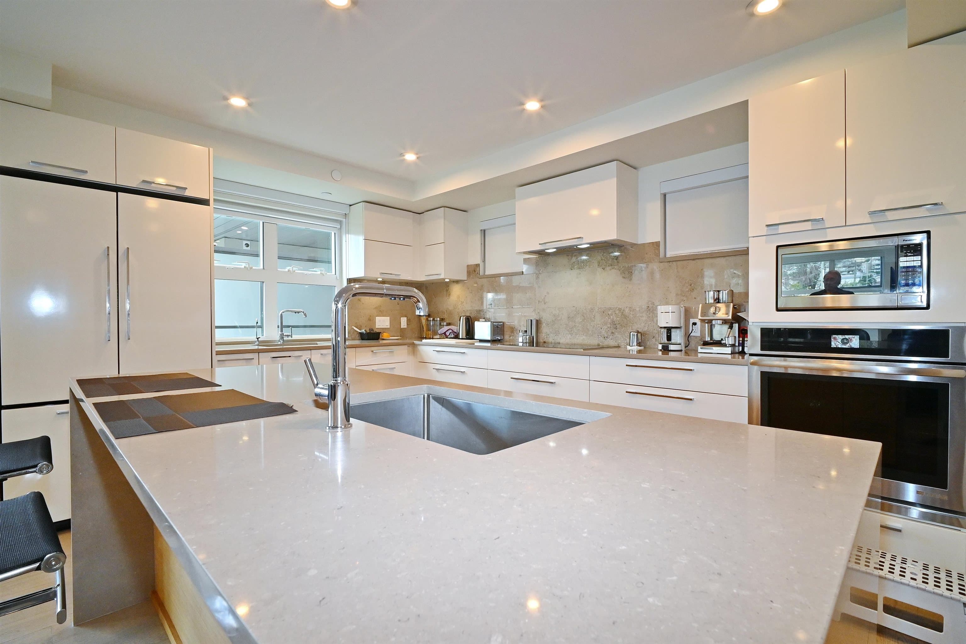 308 - 1160 Oxford Street, Surrey, V4B 0B3 — photo 3