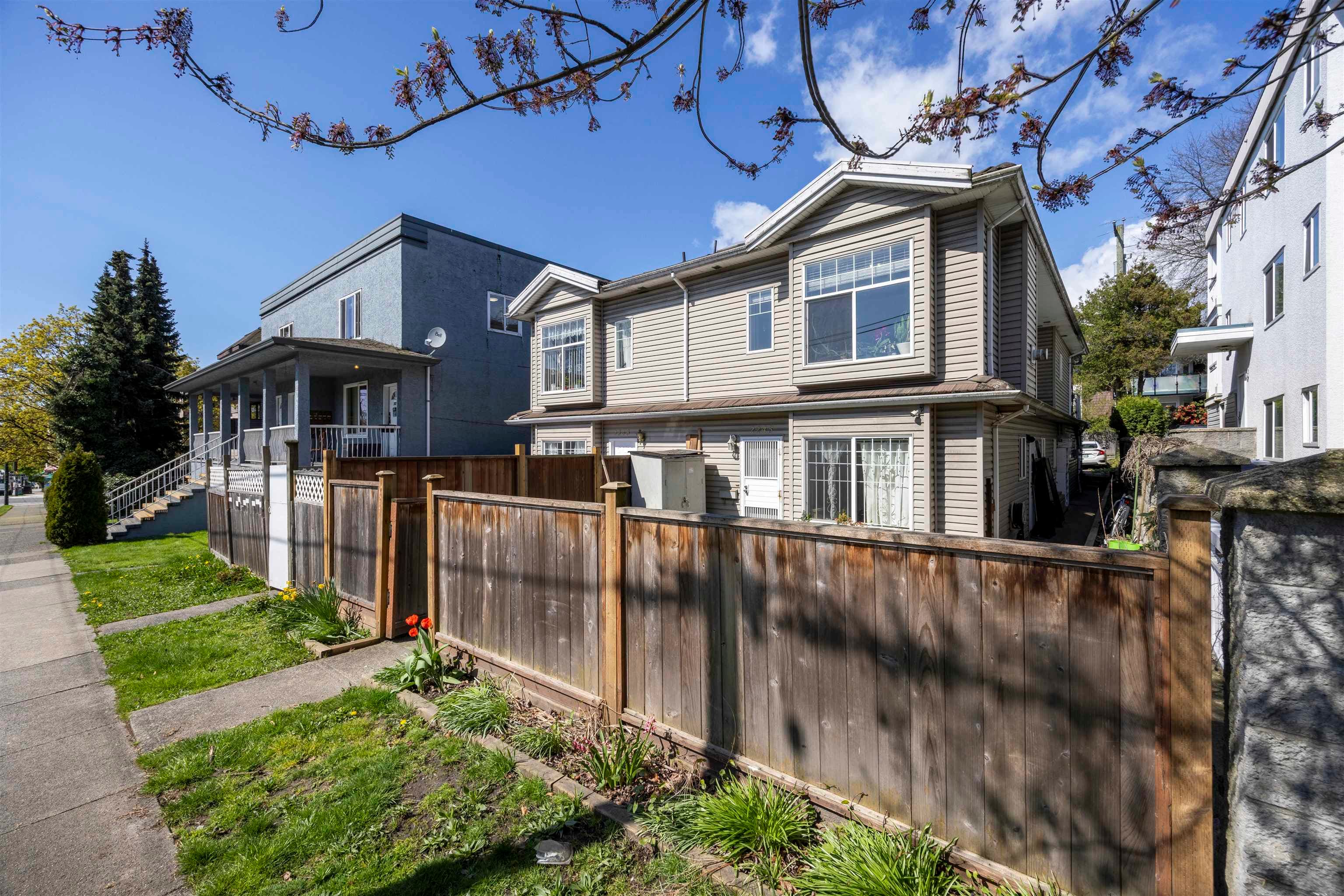 2245 Dundas Street, Vancouver