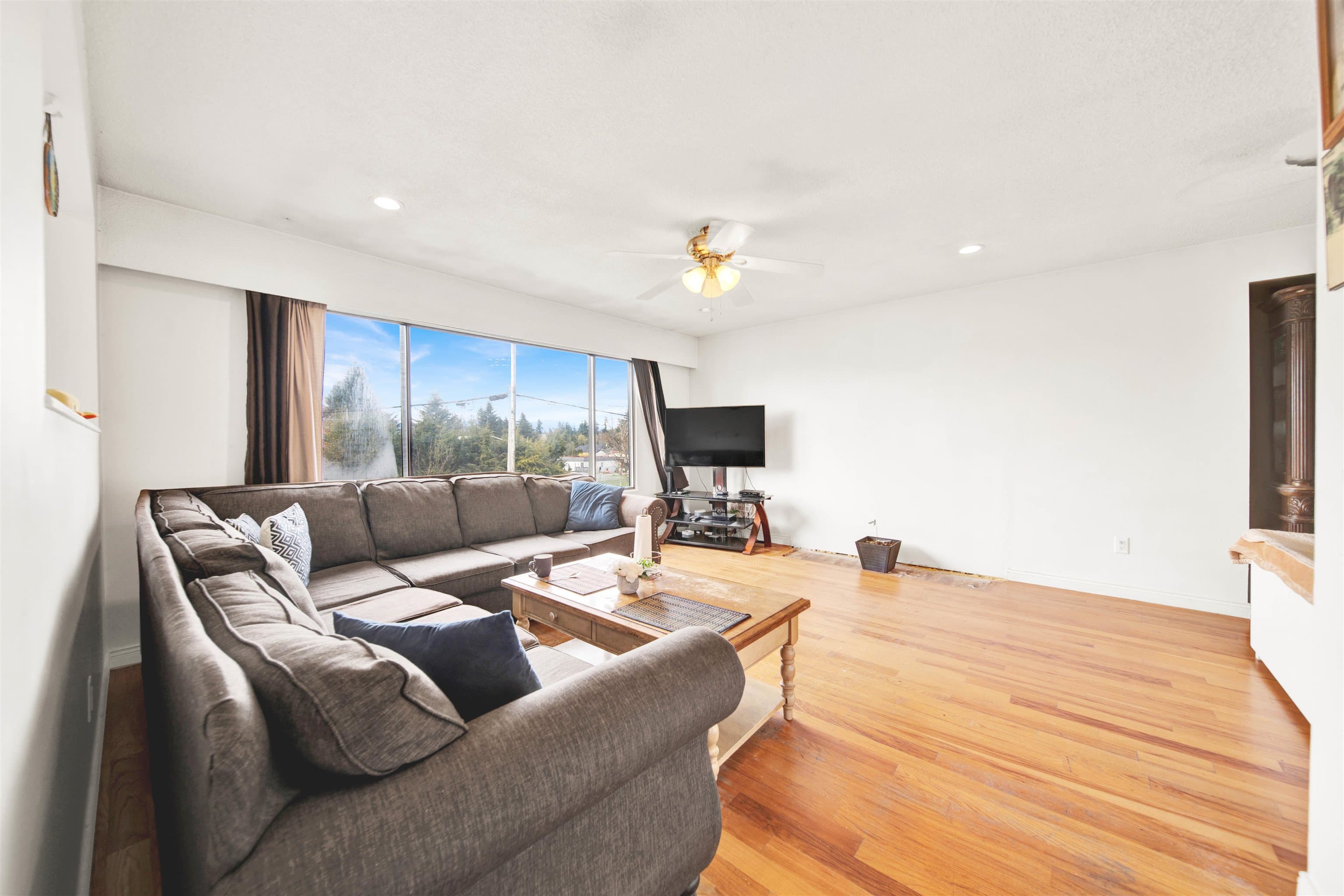 12234 99a Avenue, Surrey, V3V 2R2 — photo 4