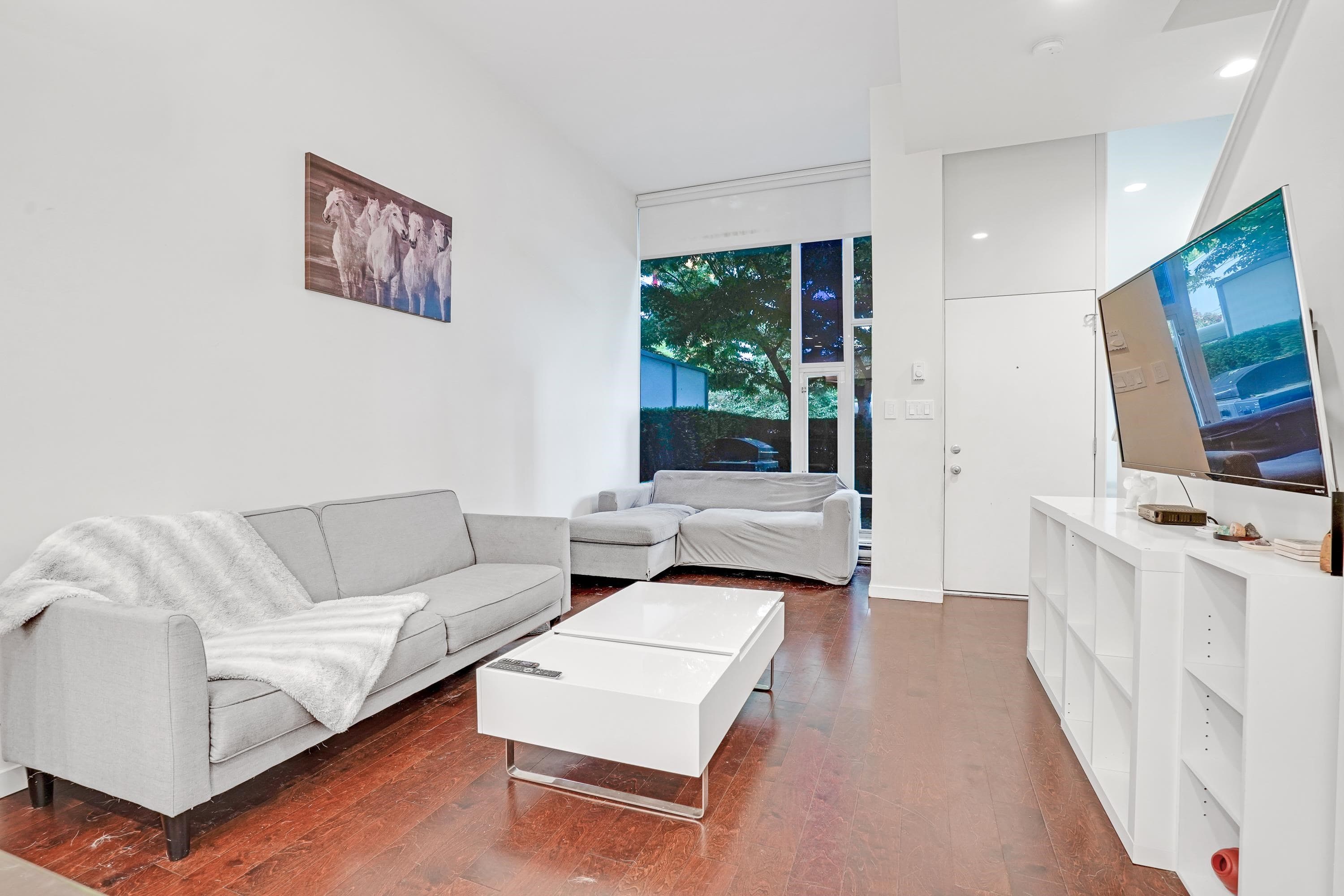 102 Regiment Square, Vancouver, V6B 1W1 — photo 2