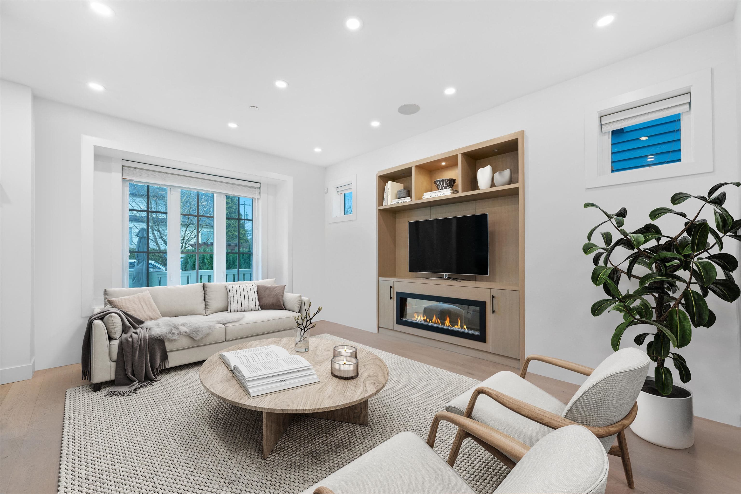 978 E 13th Avenue, Vancouver