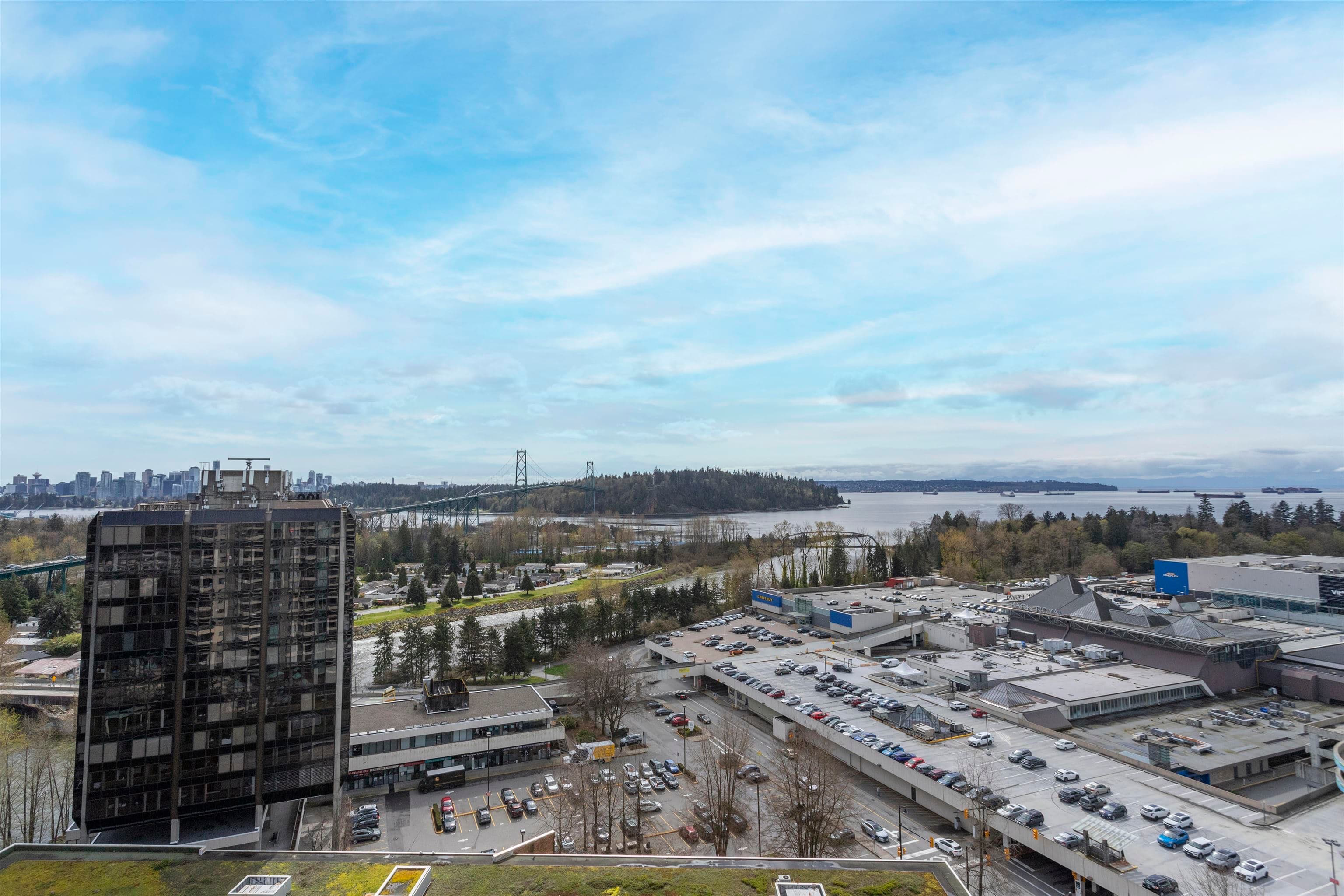 21D - 338 Taylor Way, West Vancouver, V7T 2Y1 — photo 2