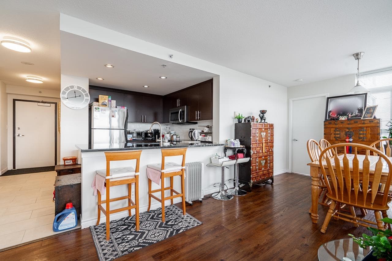 1901 - 555 Delestre Avenue, Coquitlam, V3K 0A9 — photo 2