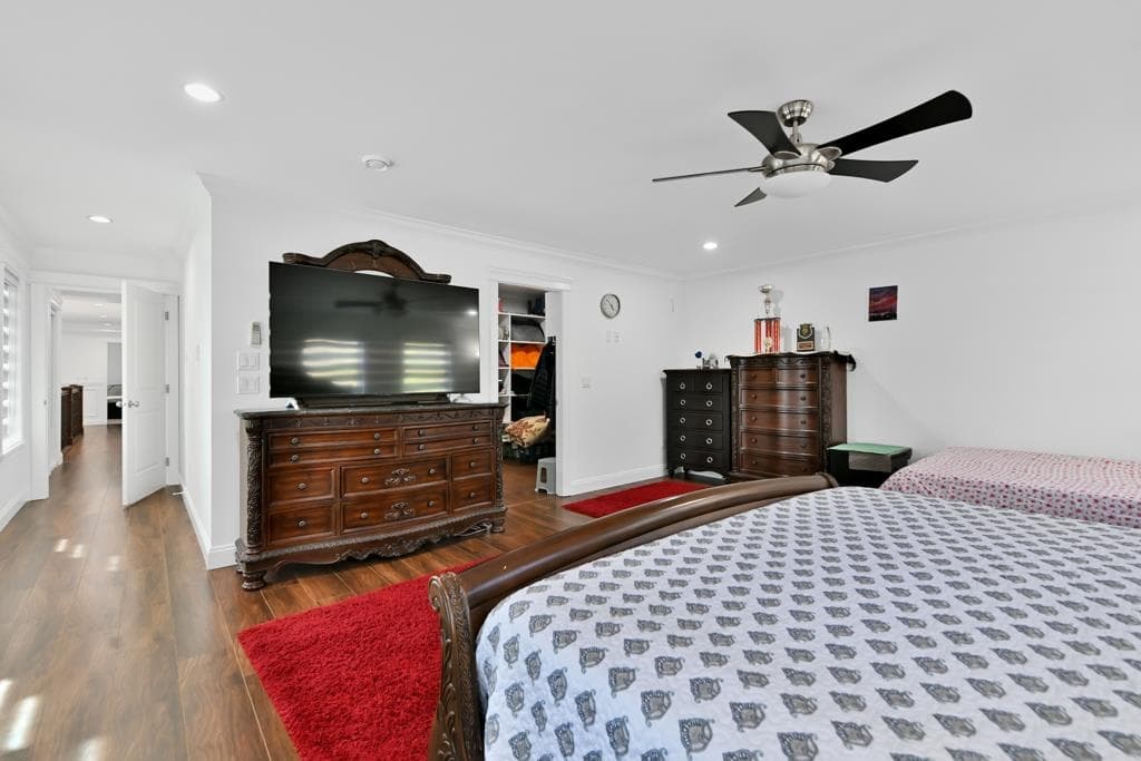 7033 129a Street, Surrey, V3W 7B1 — photo 3