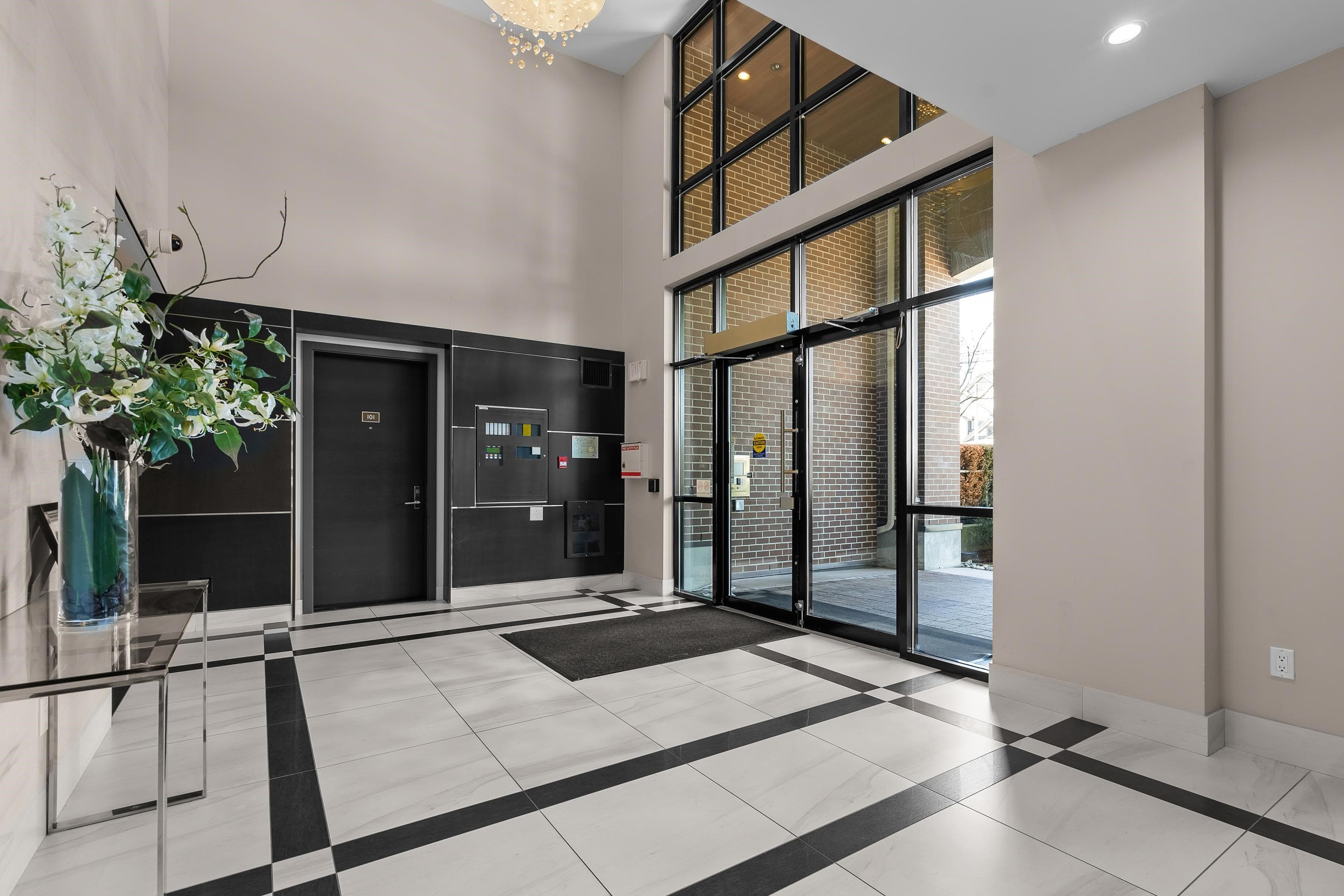 106 - 15360 20th Avenue, Surrey, V4A 2A3 — photo 4