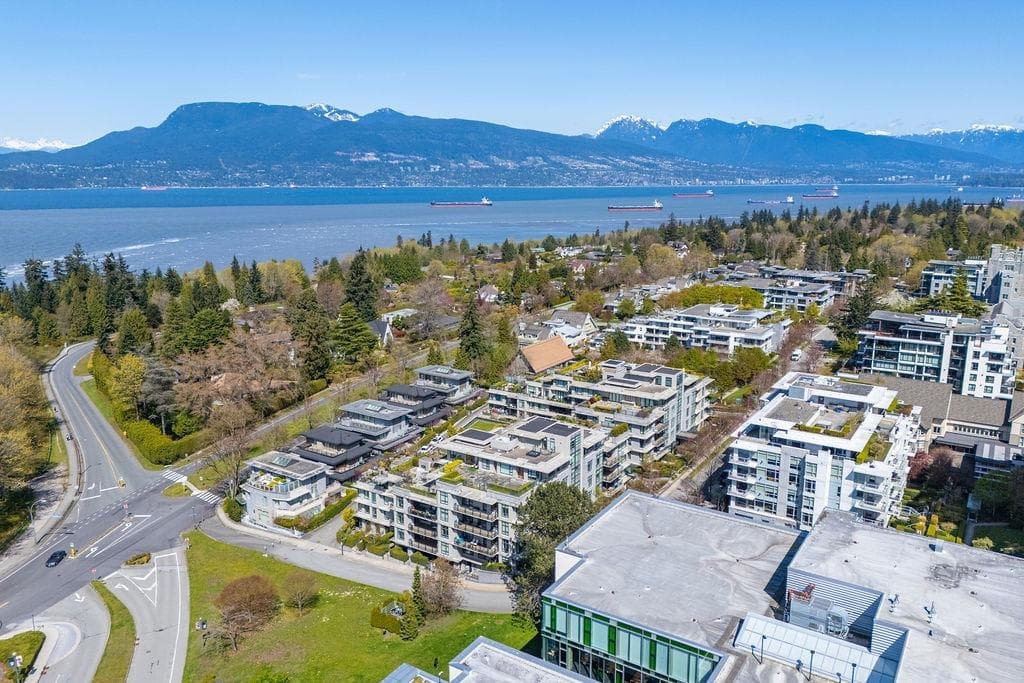 TH 16 - 6063 Iona Drive, Vancouver, V6T 0B1 — photo 3