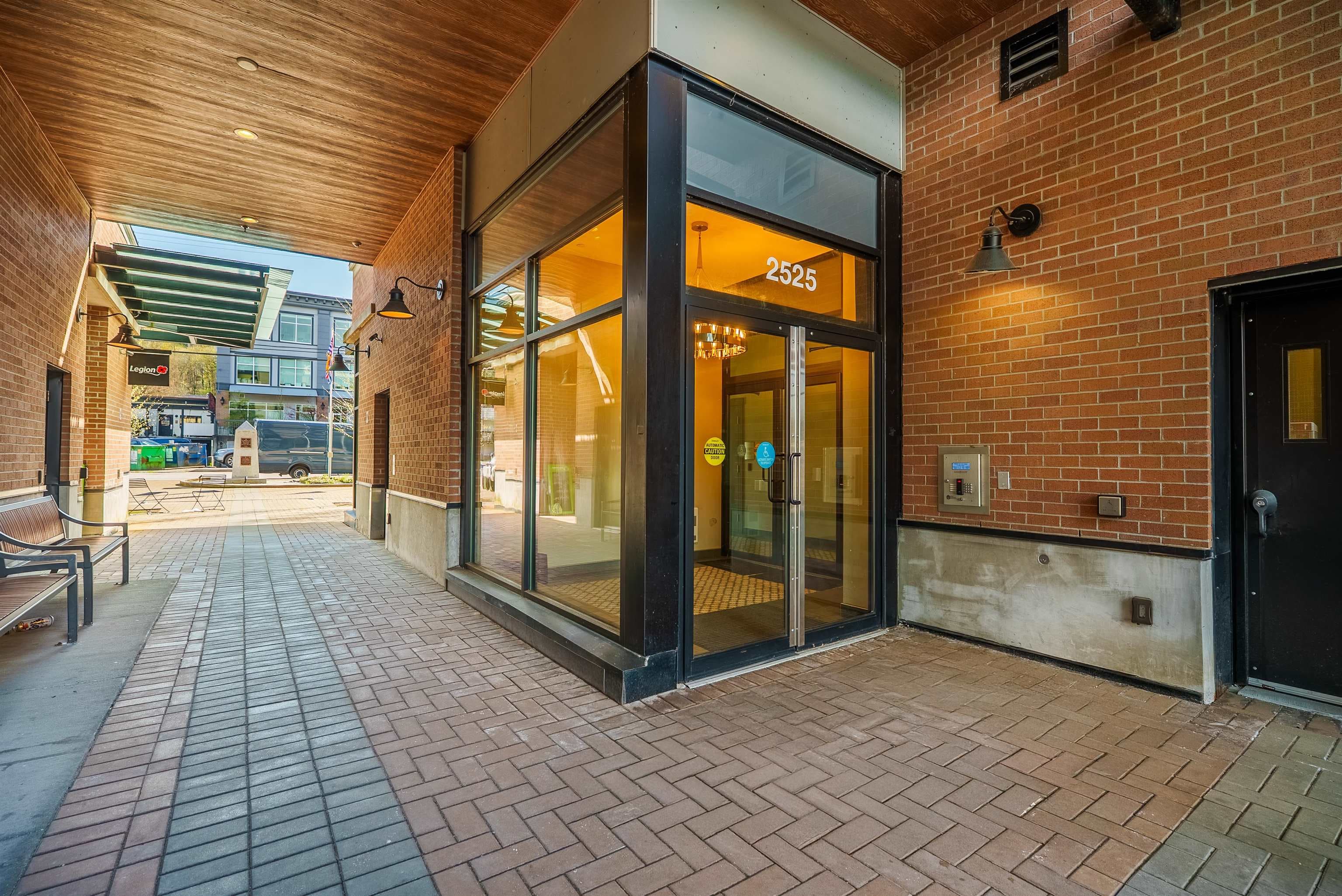418 - 2525 Clarke Street, Port Moody, V3H 0J3 — photo 4