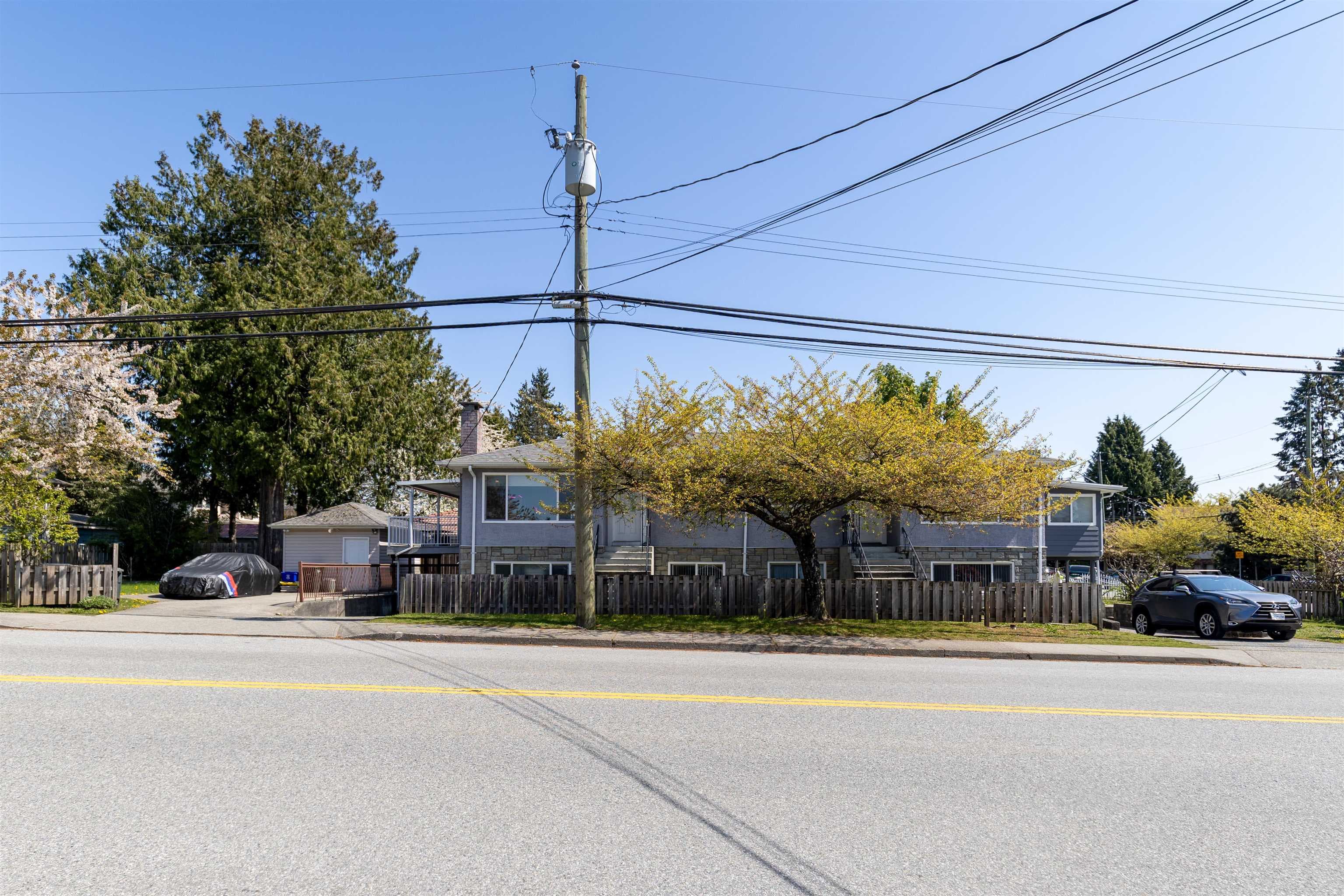 7250-52 Nelson Avenue, Burnaby