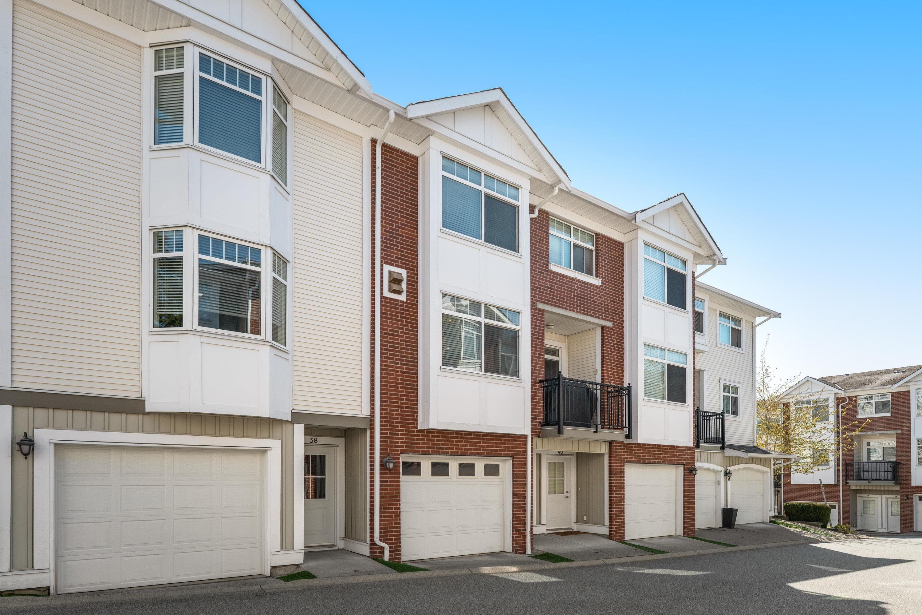 39 - 19551 66 Avenue, Surrey, V4N 0Z5 — photo 2