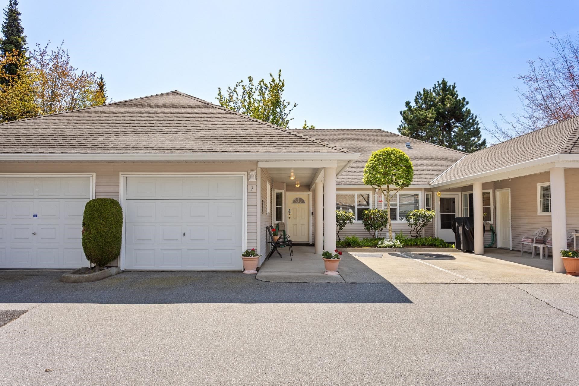 2 - 7127 124 Street, Surrey, V3W 3W9 — photo 2