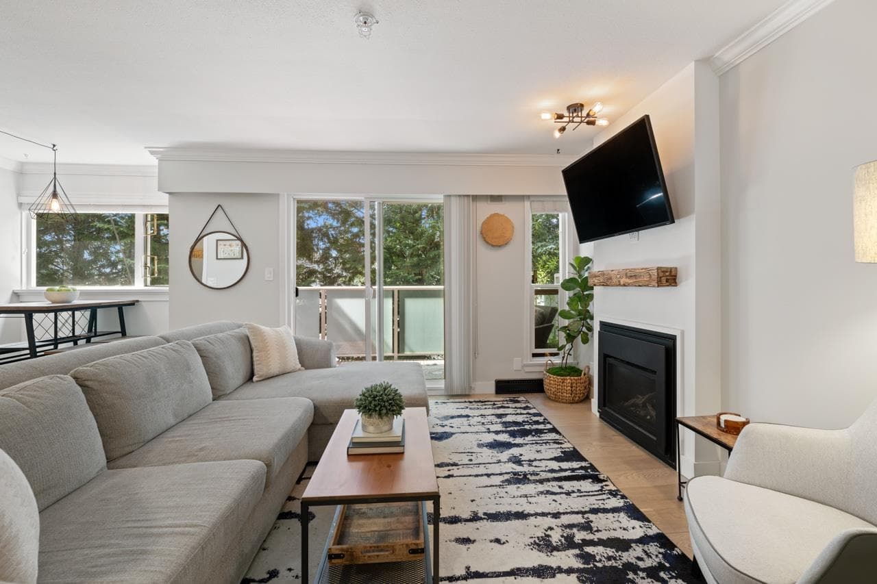 208 - 518 Thirteenth Street, New Westminster