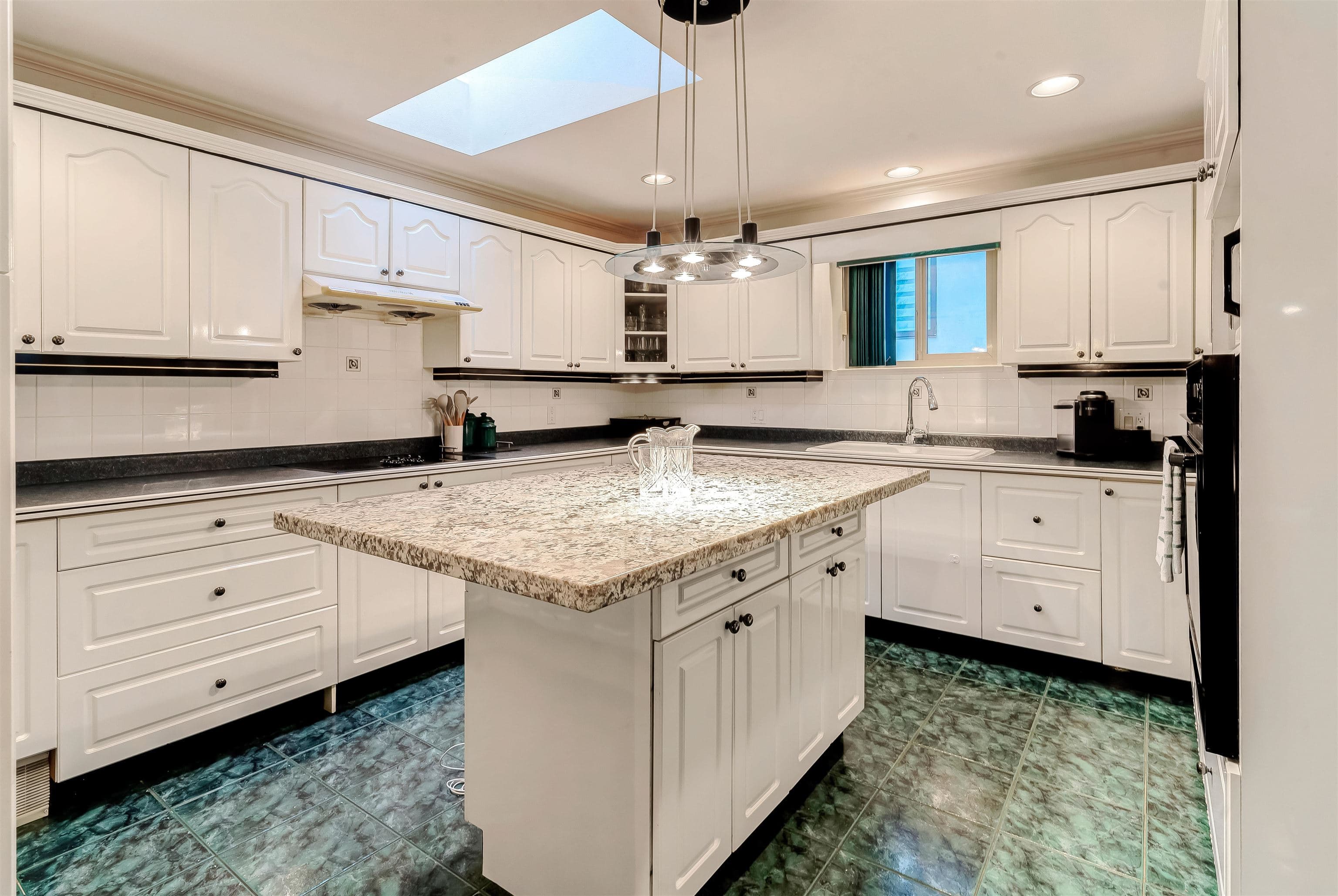 9860 123 Street, Surrey, V3V 4P1 — photo 5
