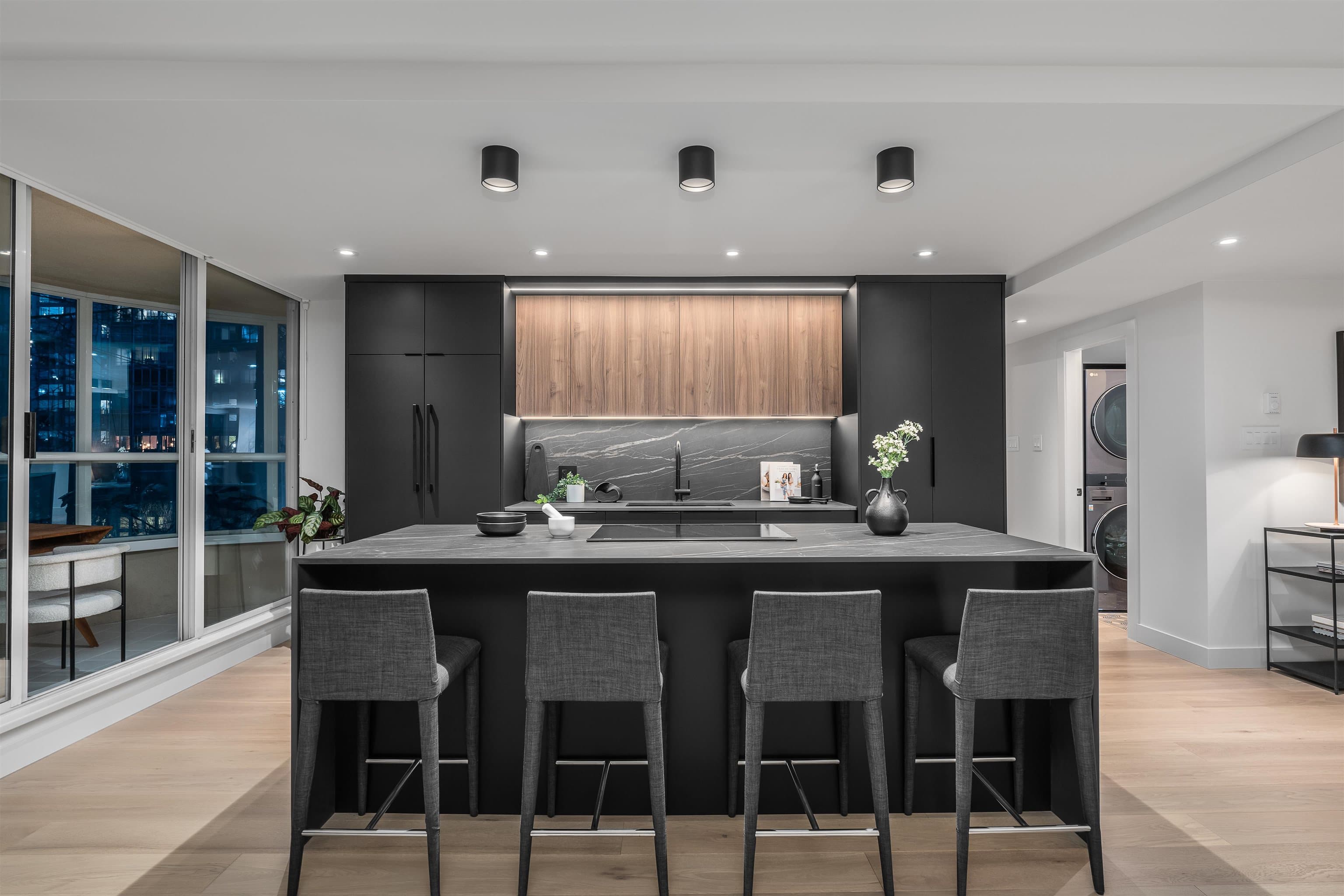 101 - 717 Jervis Street, Vancouver, V6E 4L5 — photo 4