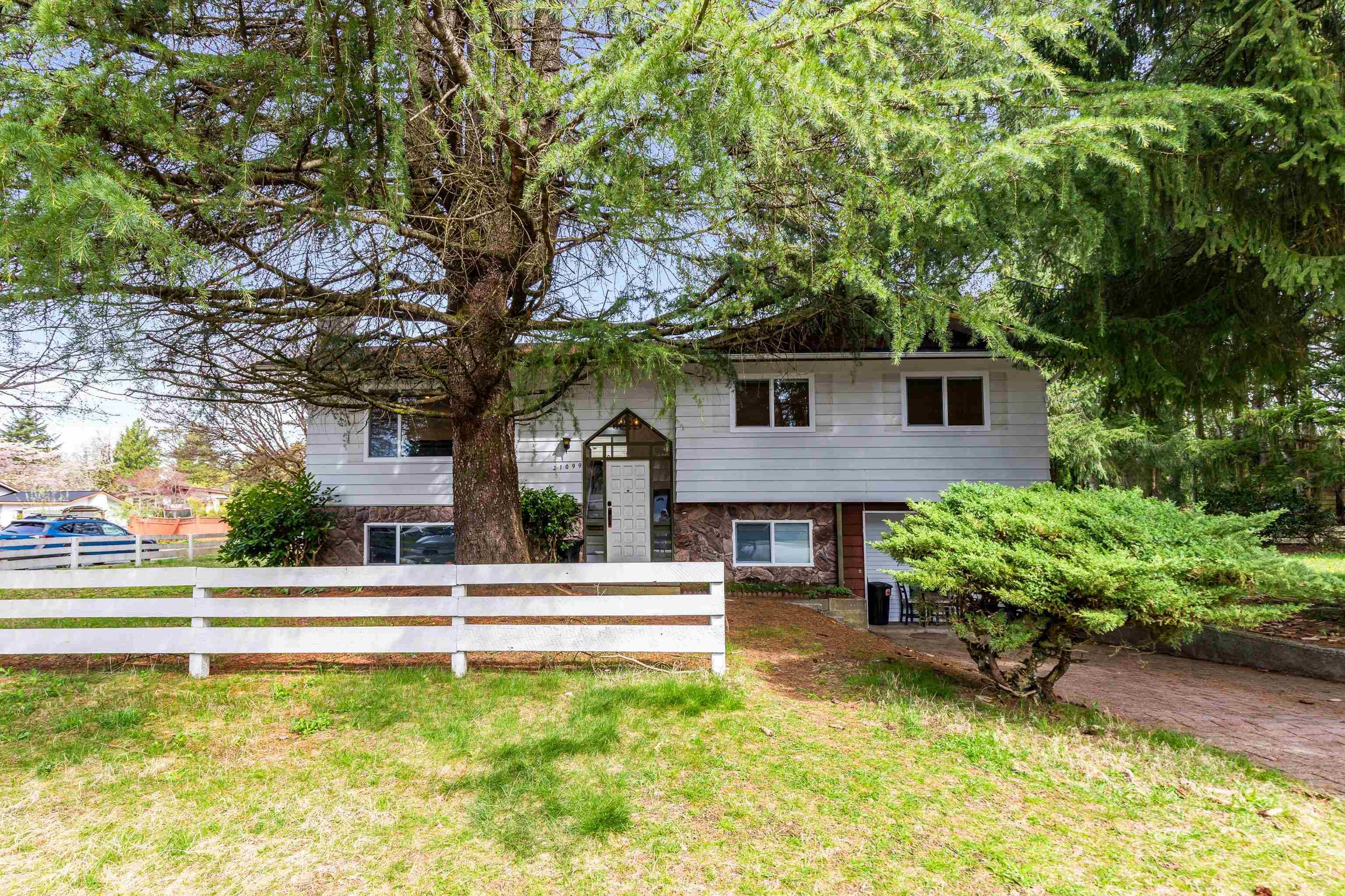 21099 Berry Avenue, Maple Ridge