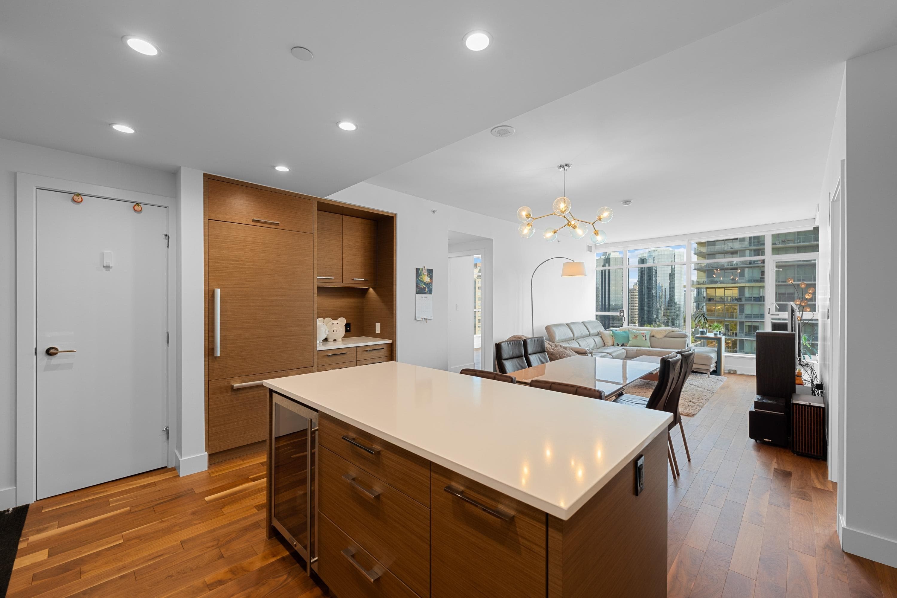 1905 - 4360 Beresford Street, Burnaby, V5H 0G2 — photo 4