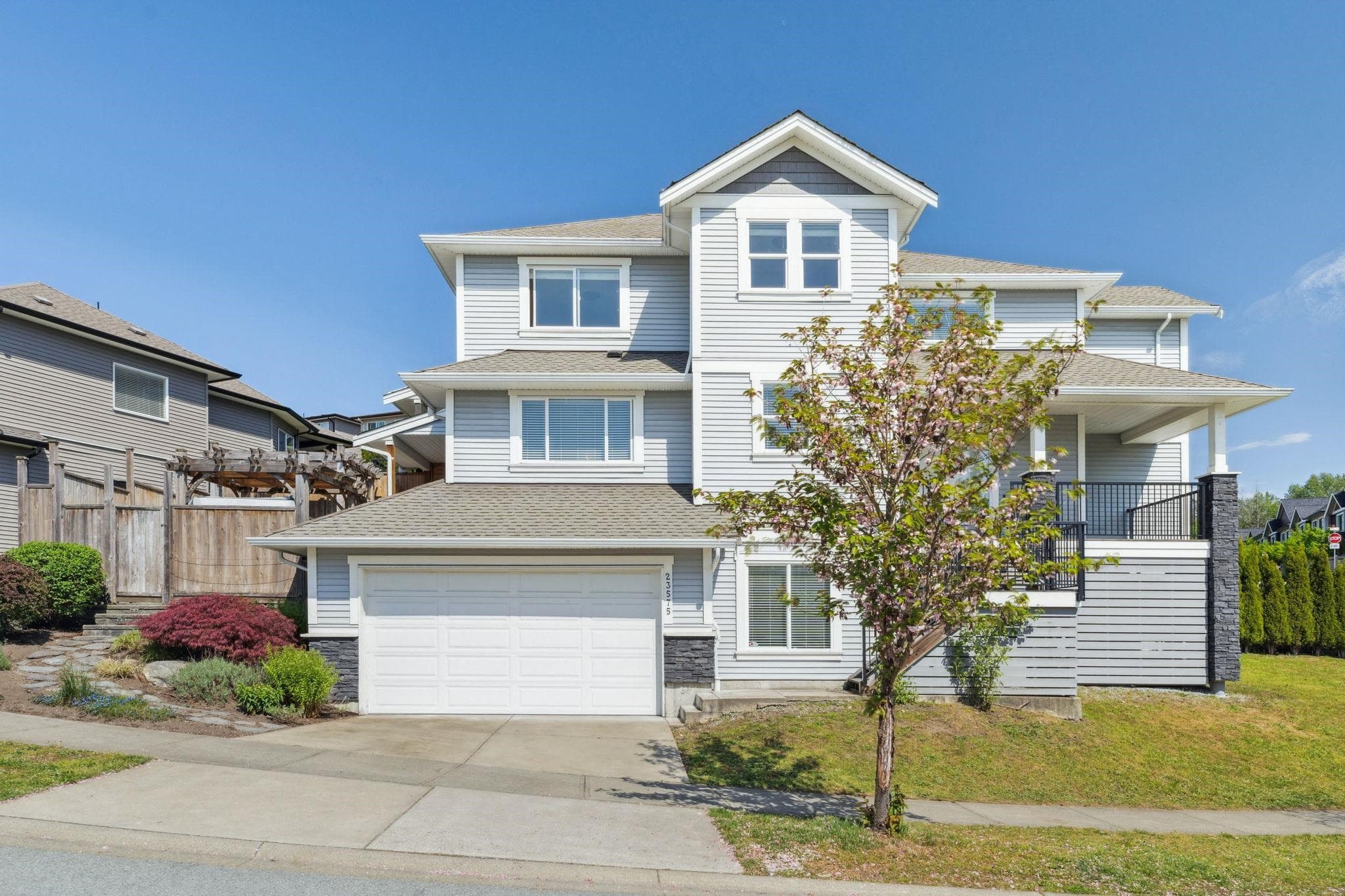 23575 Larch Avenue, Maple Ridge
