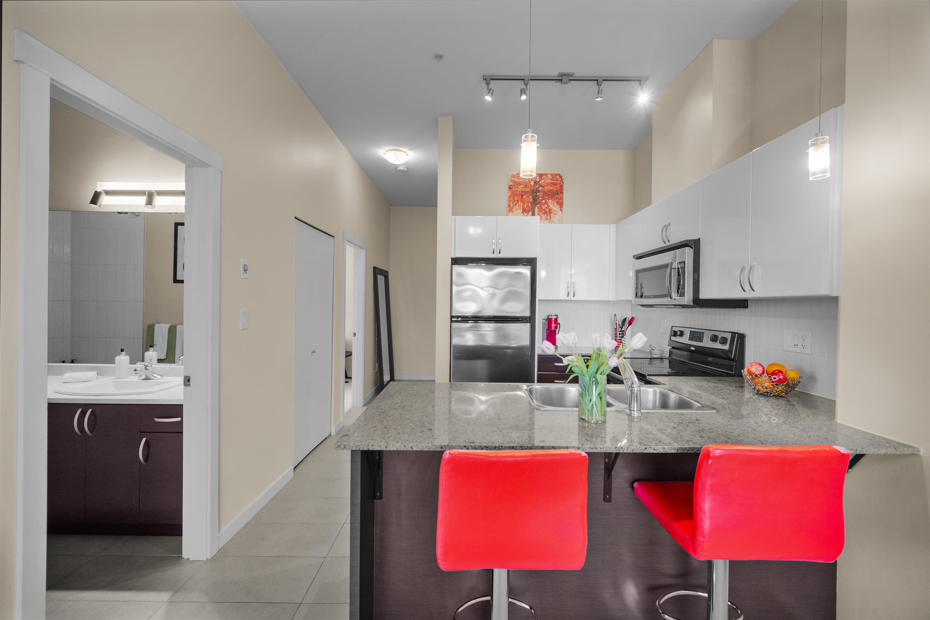 522 - 13789 107a Avenue, Surrey, V3T 0B8 — photo 3
